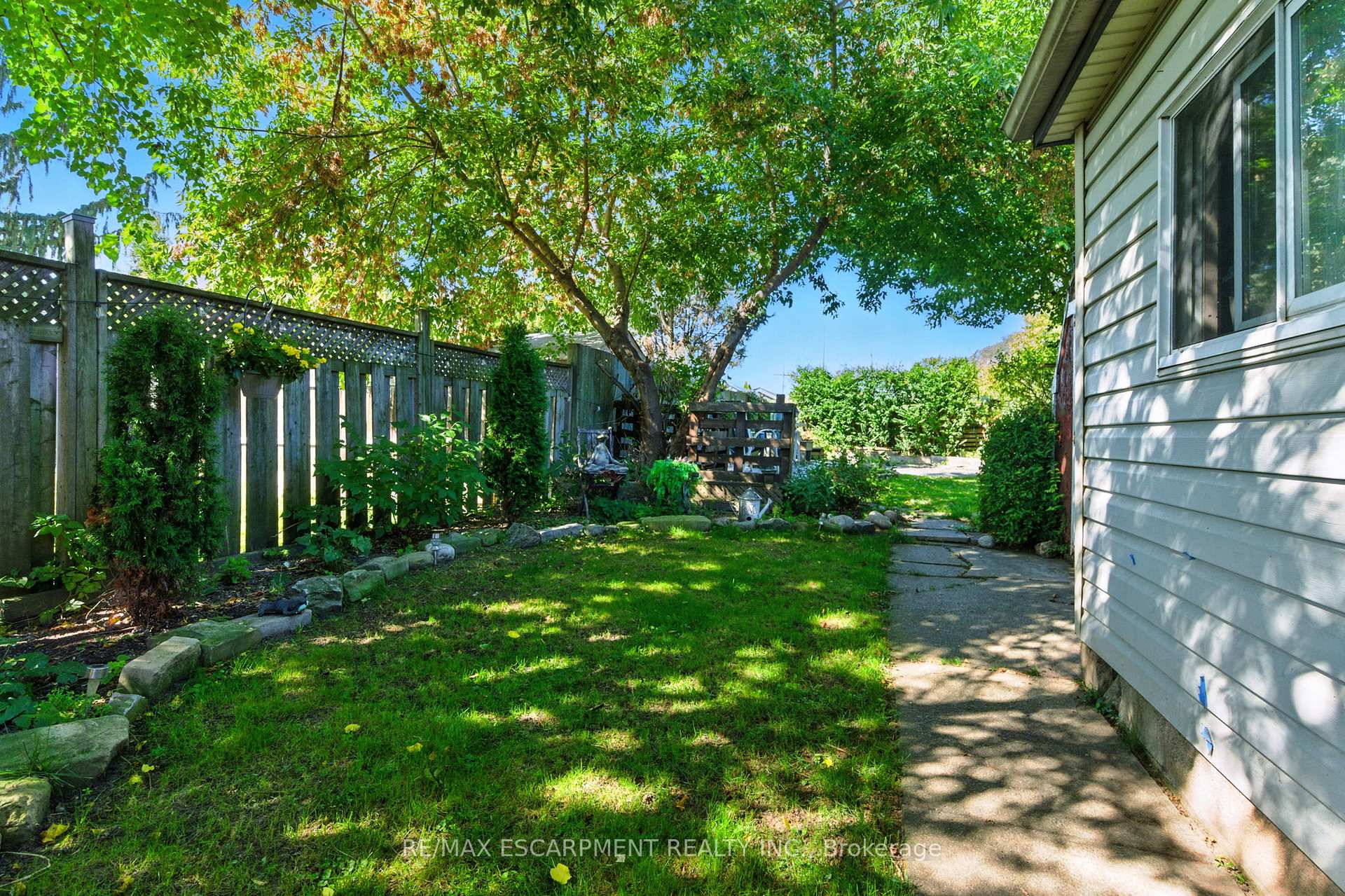 Photo 30 of 487 Catharine Street N, Hamilton, North End — HOMEH