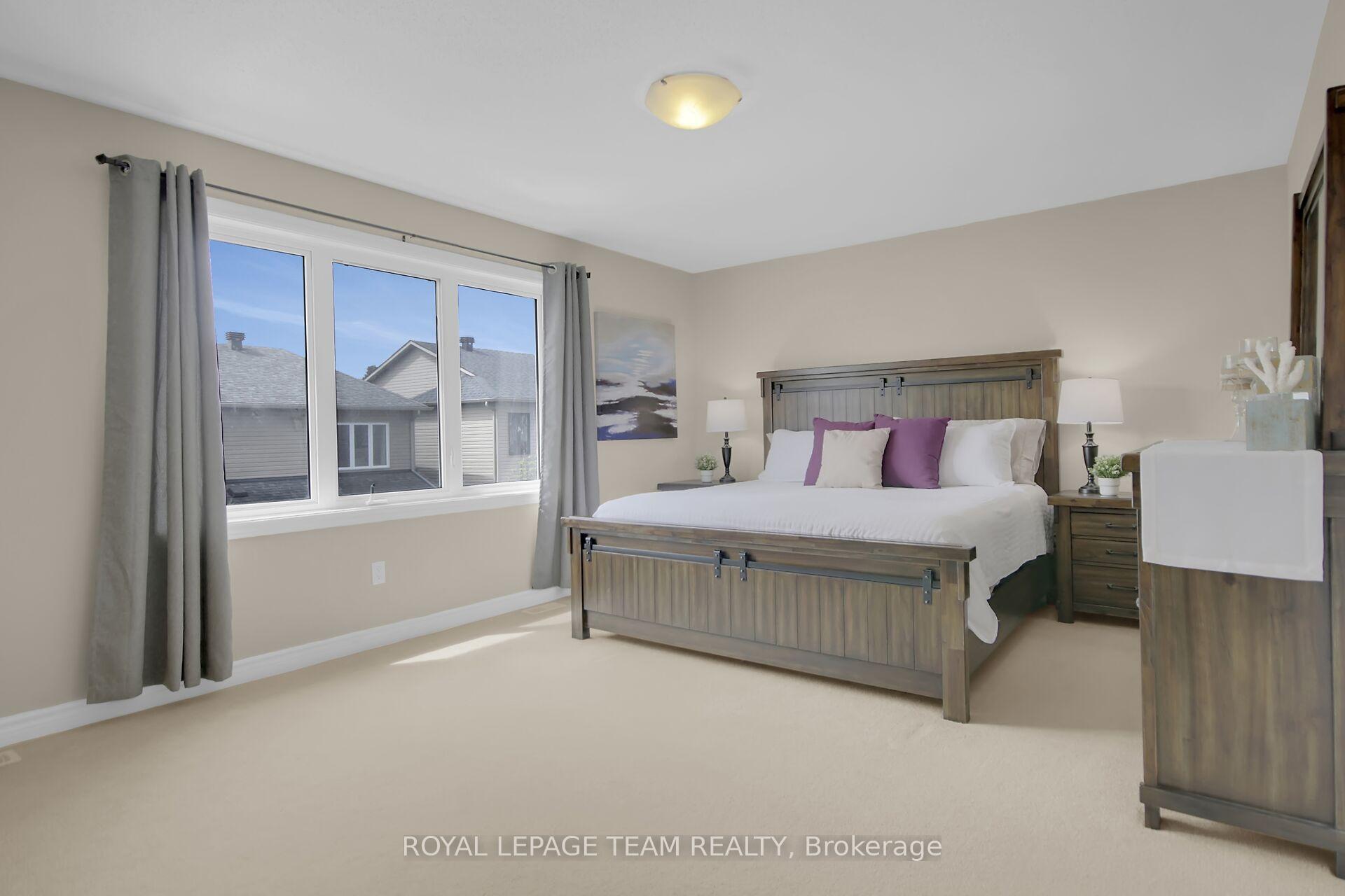 Photo 16 of 204 Piazza Circle, Ottawa, Barrhaven - Strandherd — HOMEH