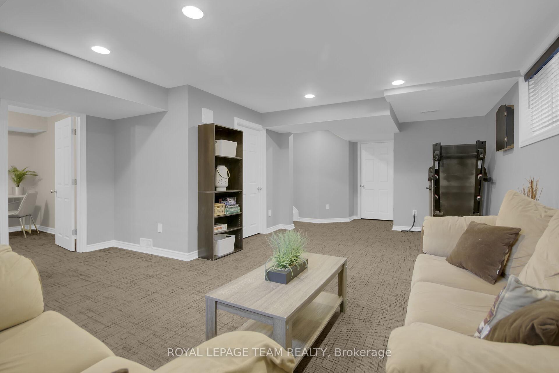 Photo 30 of 204 Piazza Circle, Ottawa, Barrhaven - Strandherd — HOMEH