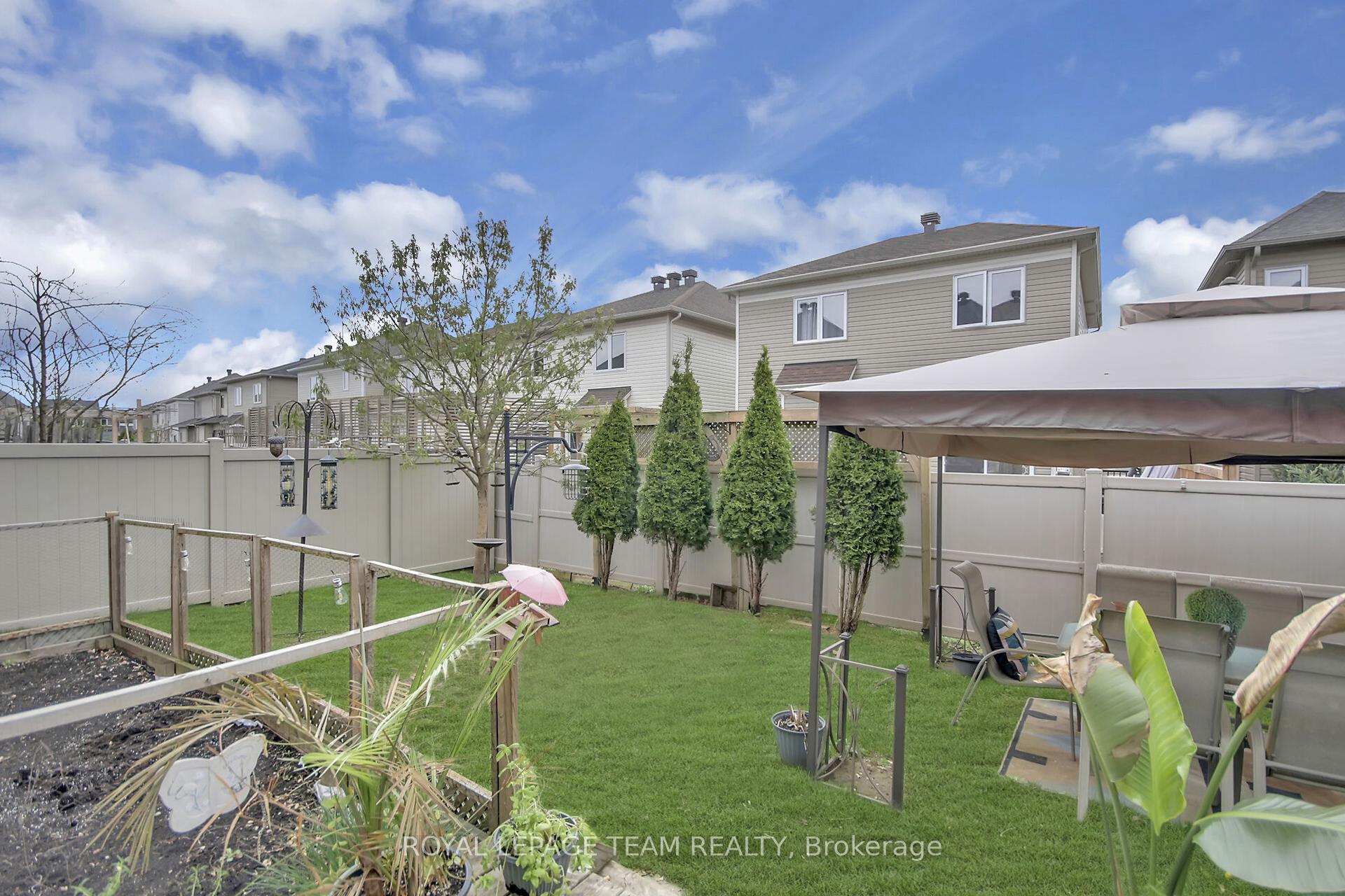 Photo 33 of 204 Piazza Circle, Ottawa, Barrhaven - Strandherd — HOMEH