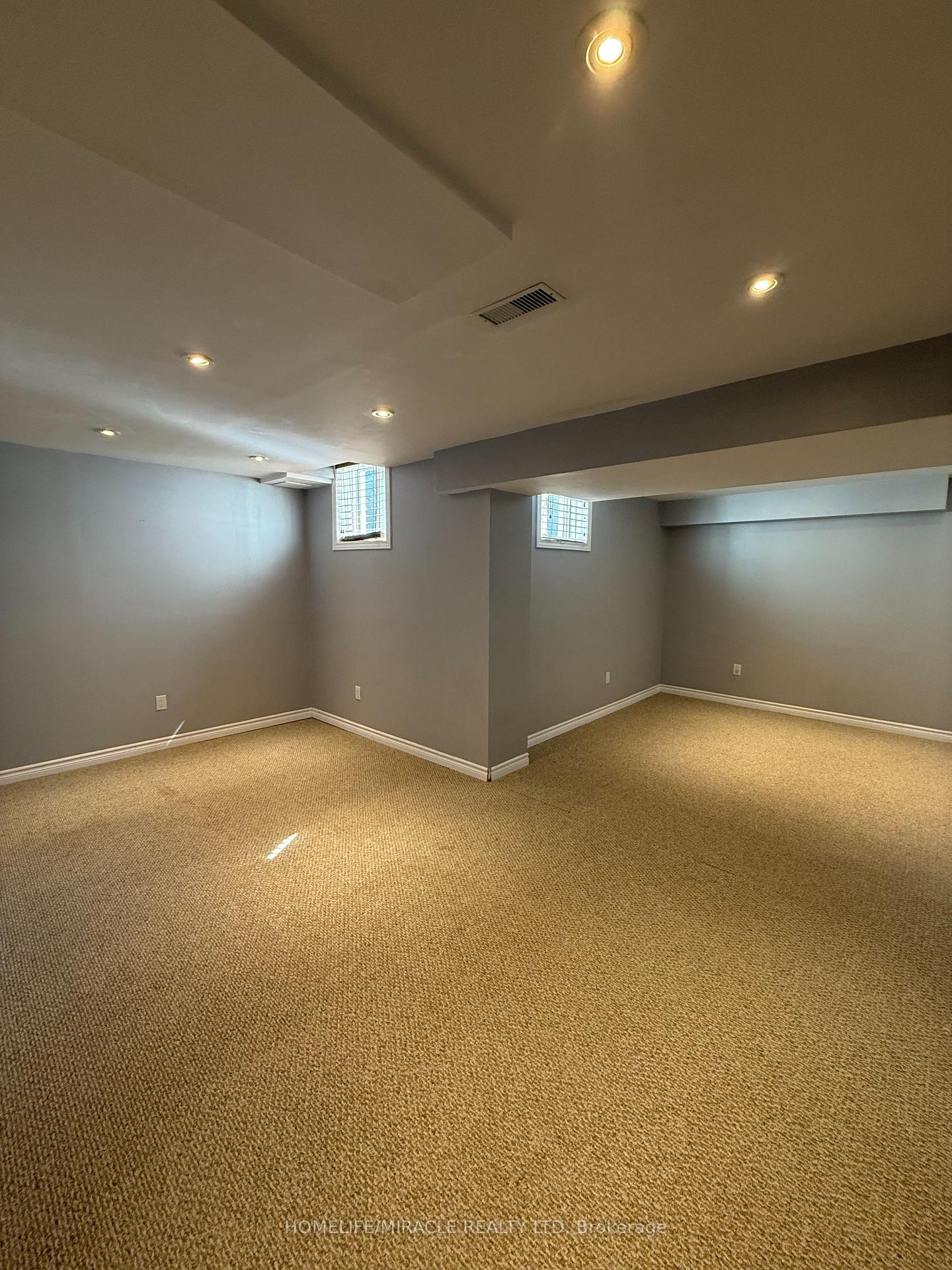Photo 26 of 55 Allworth Crescent, Clarington, Bowmanville — HOMEH