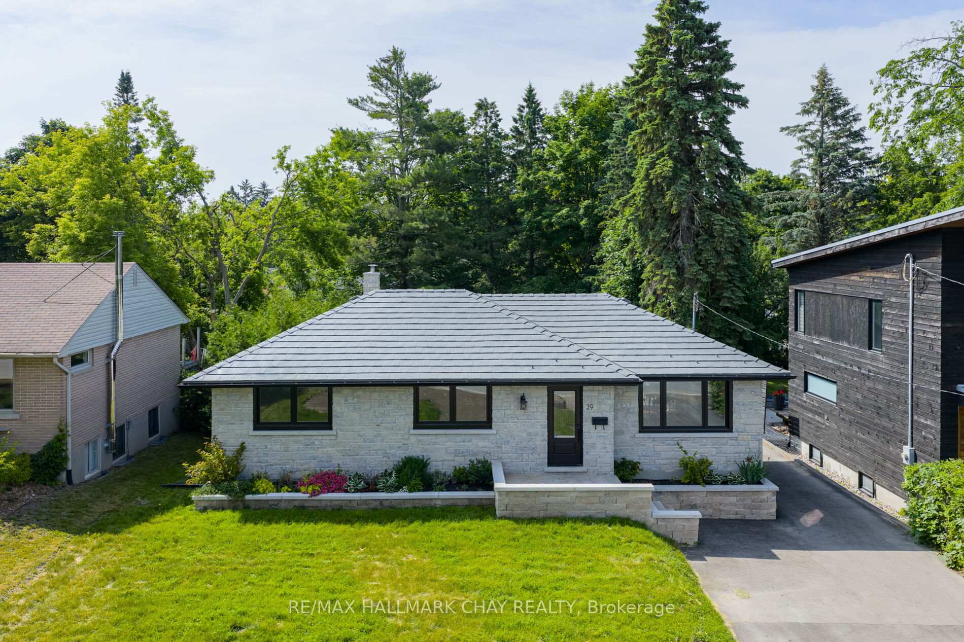 Photo 1 of 39 Eugenia Street, Barrie, Codrington — HOMEH
