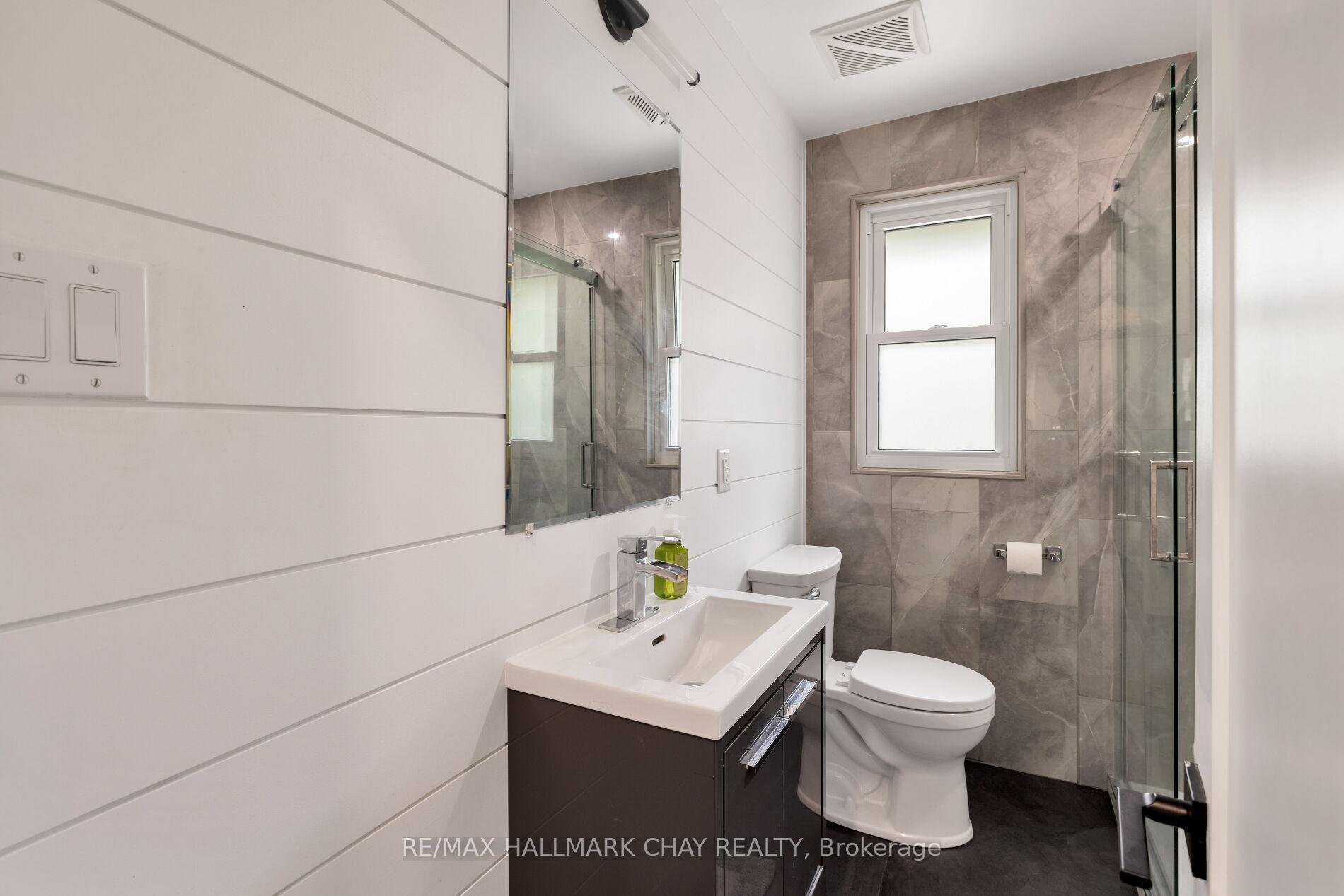 Photo 32 of 39 Eugenia Street, Barrie, Codrington — HOMEH