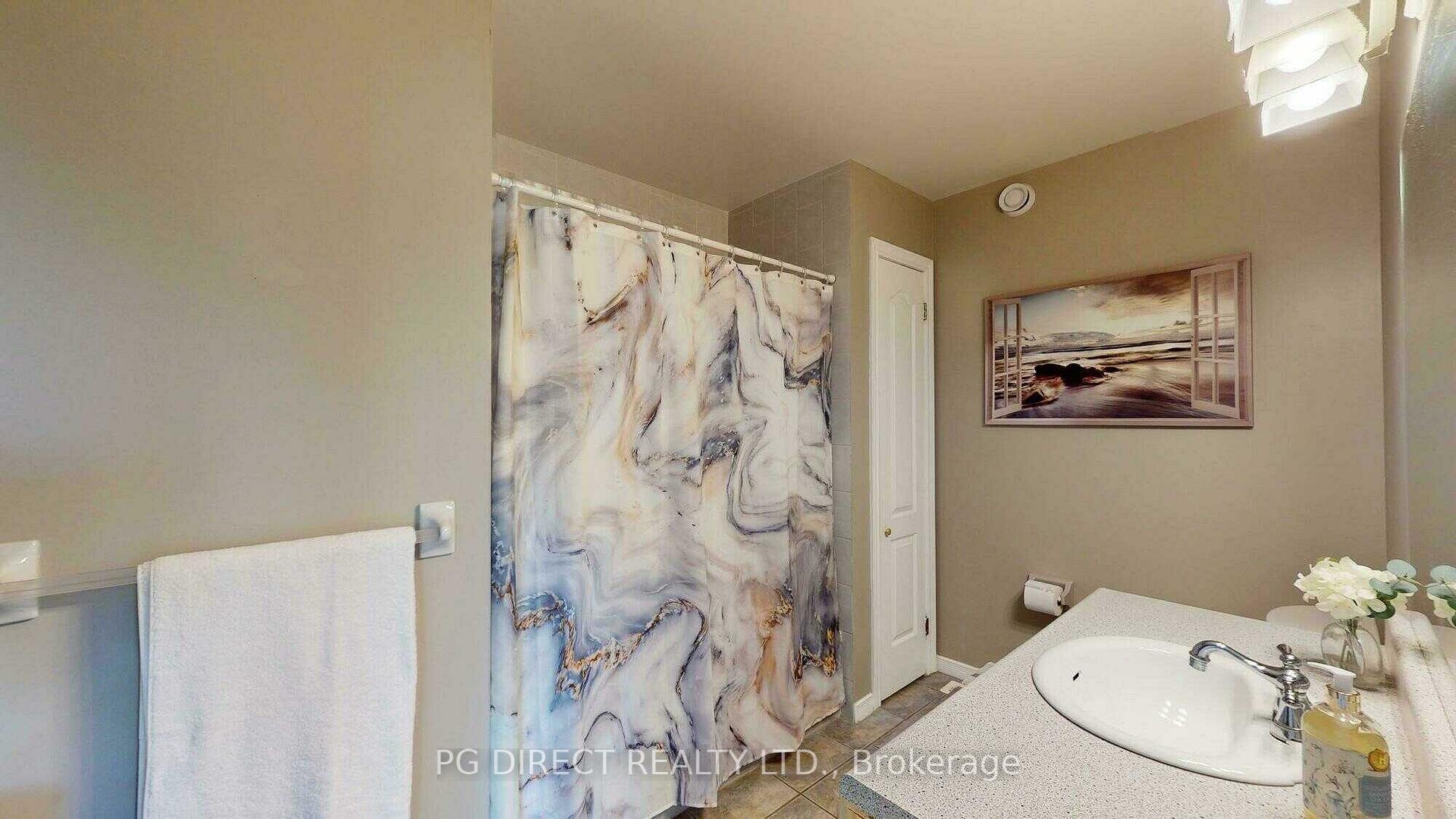 Photo 9 of 49 Peartree Crescent, Guelph, Willow West/Sugarbush/West Acres — HOMEH