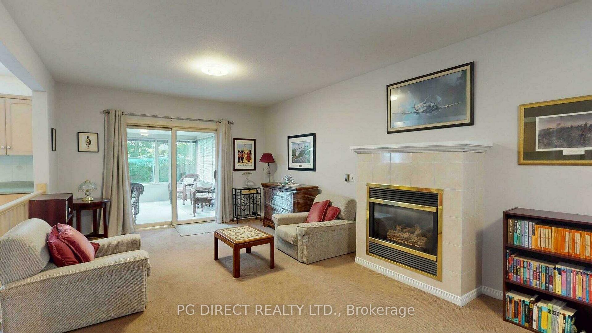 Photo 11 of 49 Peartree Crescent, Guelph, Willow West/Sugarbush/West Acres — HOMEH