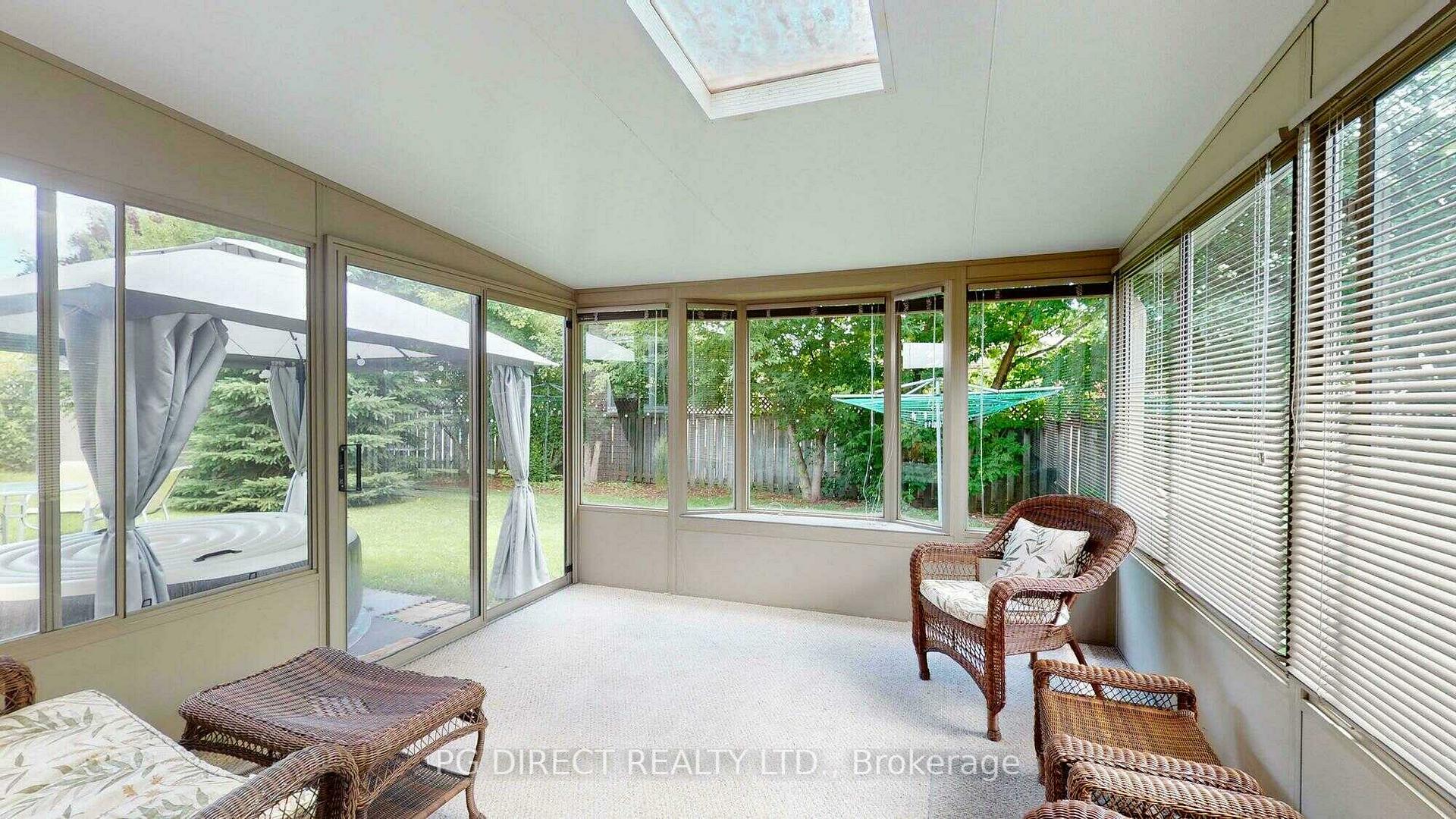 Photo 12 of 49 Peartree Crescent, Guelph, Willow West/Sugarbush/West Acres — HOMEH