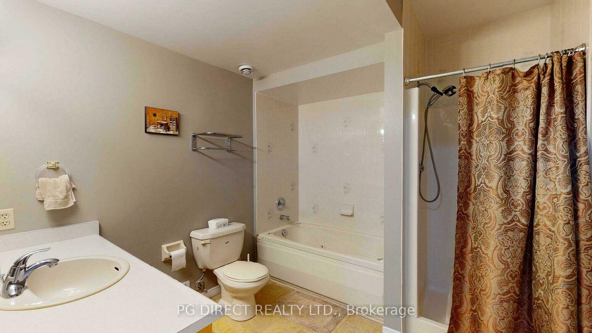 Photo 17 of 49 Peartree Crescent, Guelph, Willow West/Sugarbush/West Acres — HOMEH