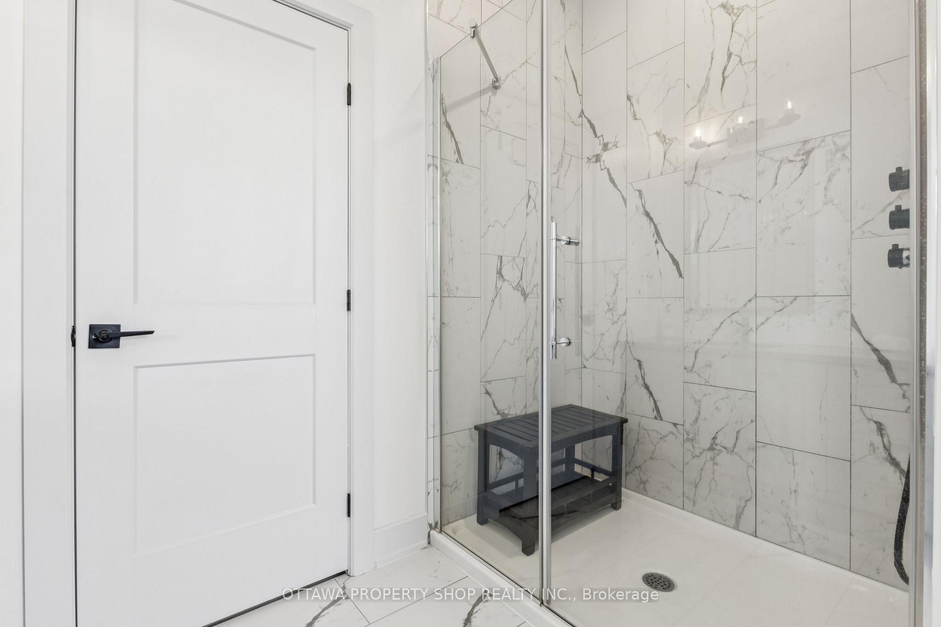 Photo 22 of 7085 Still Meadow Way, Ottawa, Greely — HOMEH