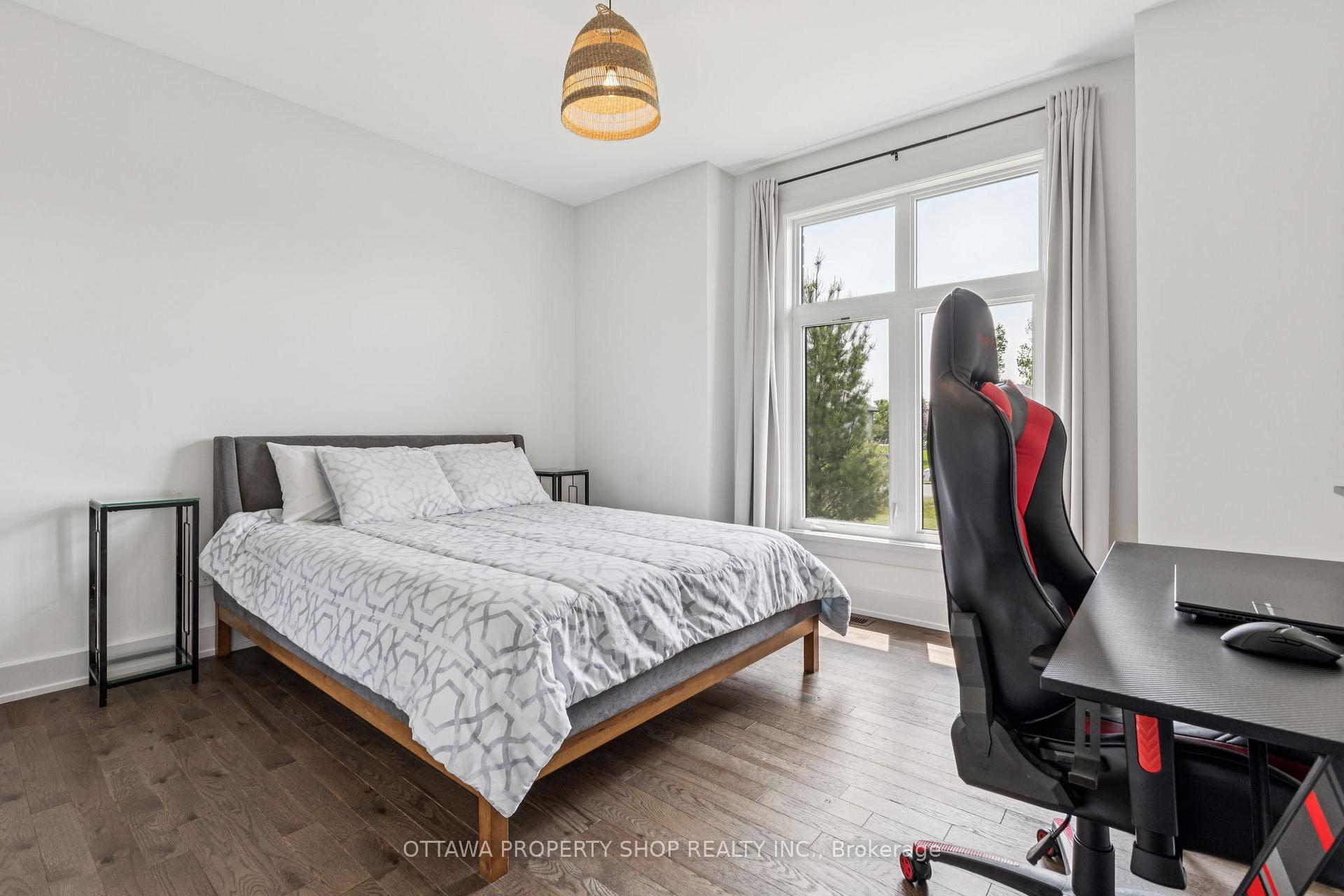 Photo 23 of 7085 Still Meadow Way, Ottawa, Greely — HOMEH