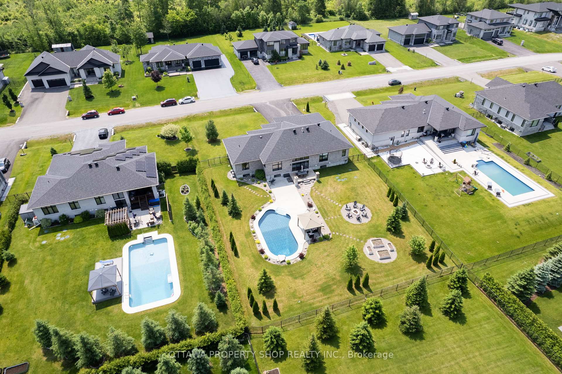 Photo 40 of 7085 Still Meadow Way, Ottawa, Greely — HOMEH