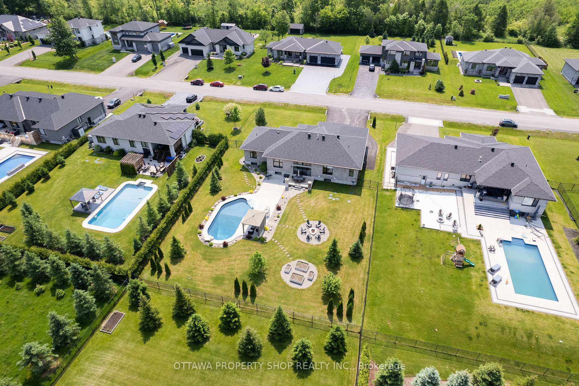 Photo 42 of 7085 Still Meadow Way, Ottawa, Greely — HOMEH