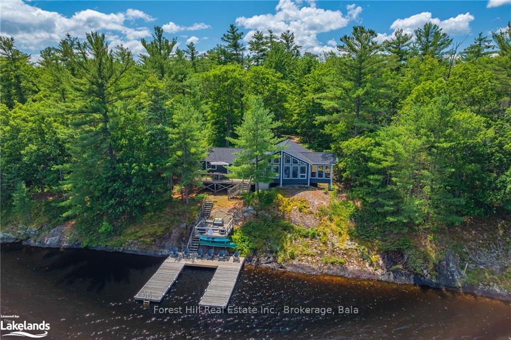 Photo 1 of 1265 Woodland Drive, Gravenhurst, Muskoka (S) — HOMEH