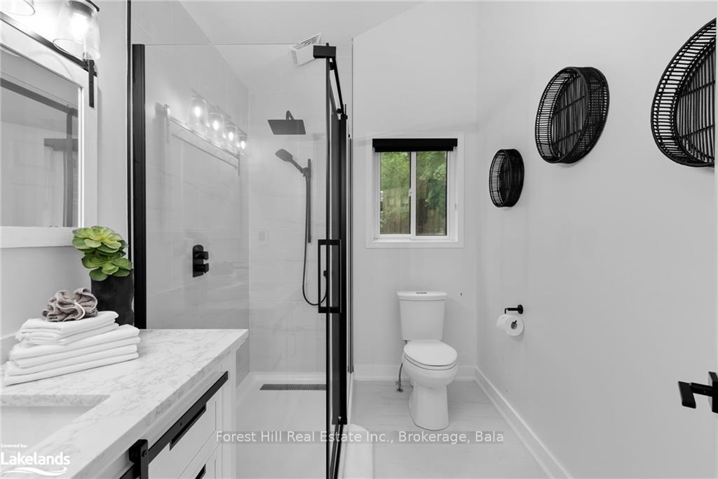 Photo 33 of 1265 Woodland Drive, Gravenhurst, Muskoka (S) — HOMEH
