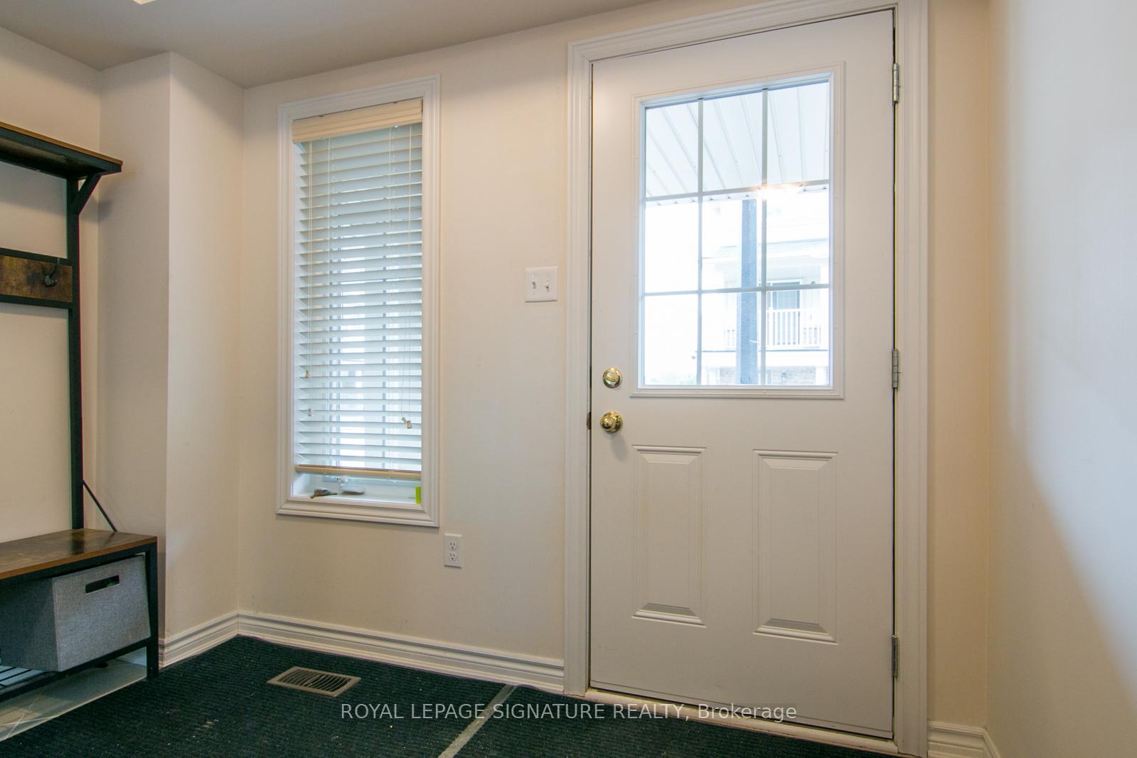 Photo 4 of Unit 56, 88 DeCorso Drive, Guelph, Kortright East — HOMEH