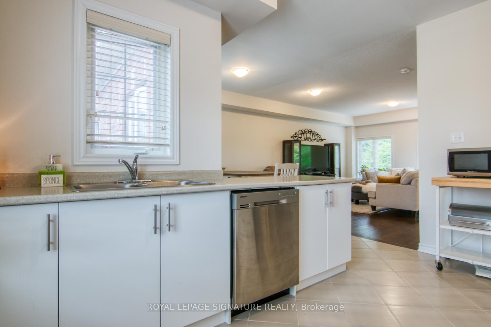 Photo 19 of Unit 56, 88 DeCorso Drive, Guelph, Kortright East — HOMEH