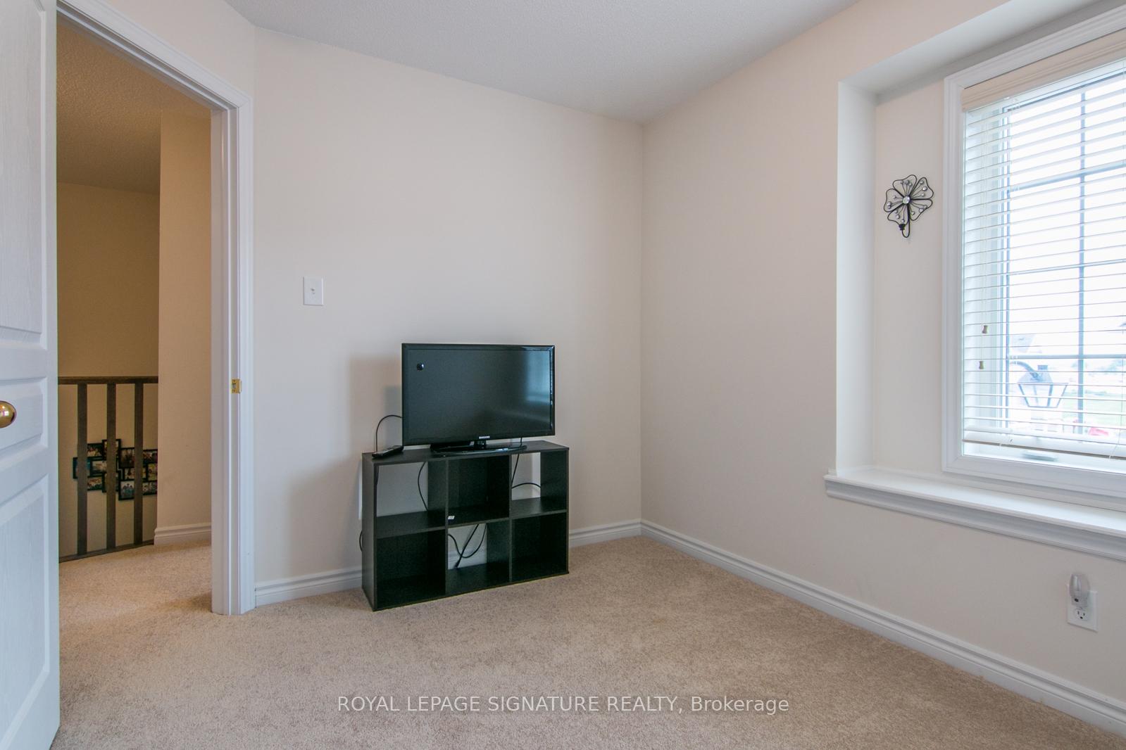 Photo 38 of Unit 56, 88 DeCorso Drive, Guelph, Kortright East — HOMEH