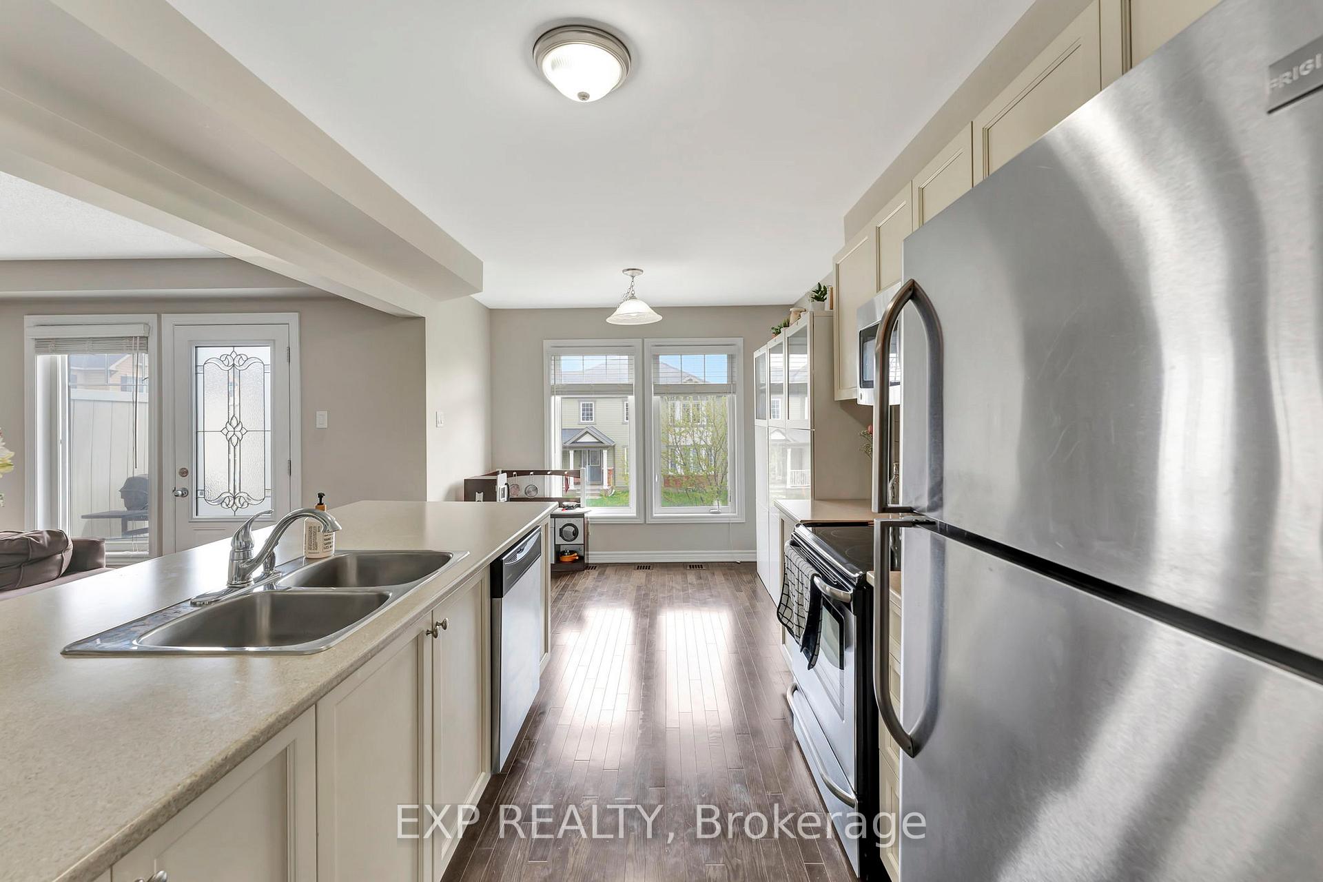 Photo 17 of 209 Andre Audet Avenue, Ottawa, Barrhaven - Half Moon Bay — HOMEH