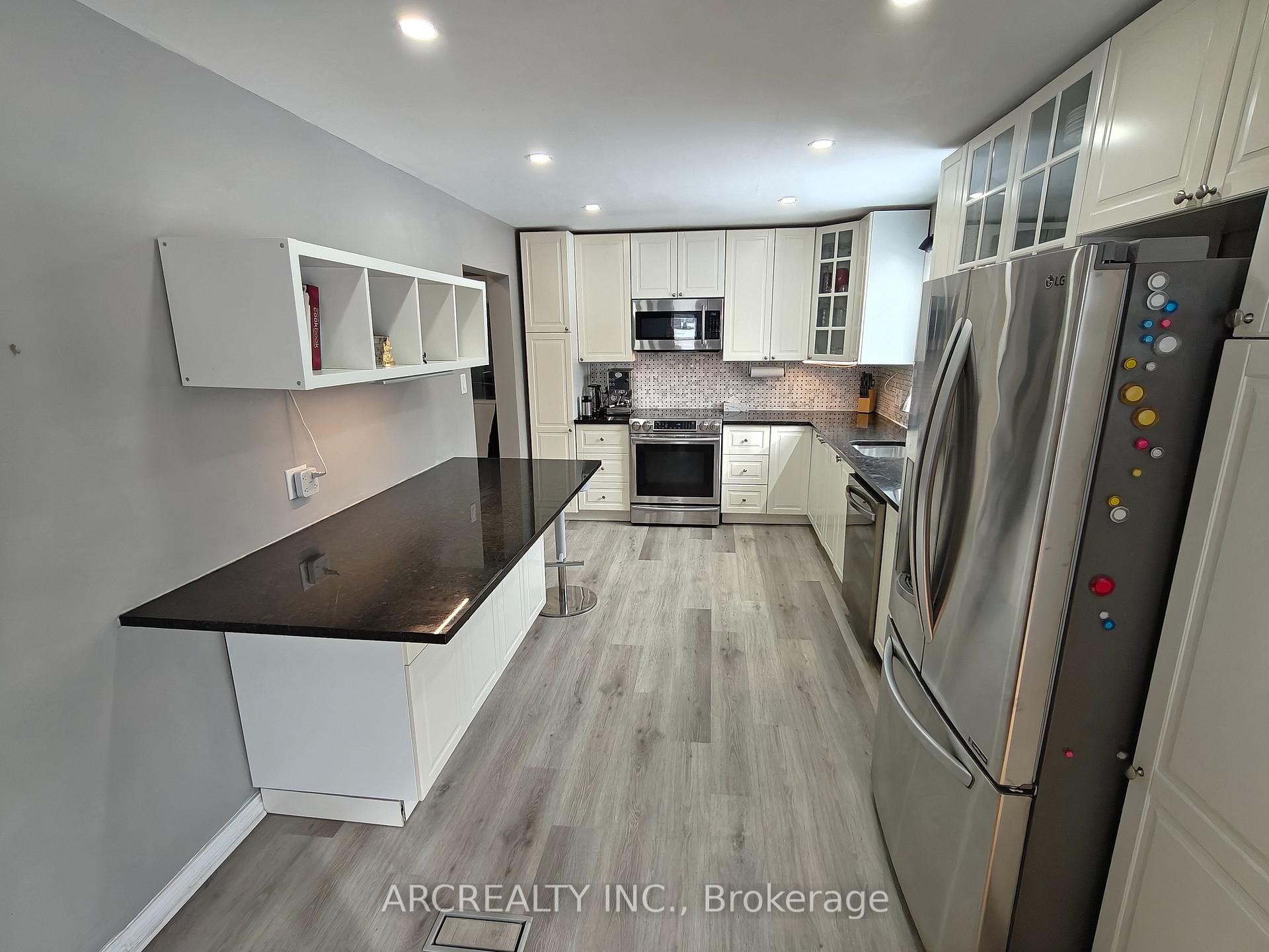 Photo 6 of 8342 Rowan Drive, Ottawa, Metcalfe — HOMEH