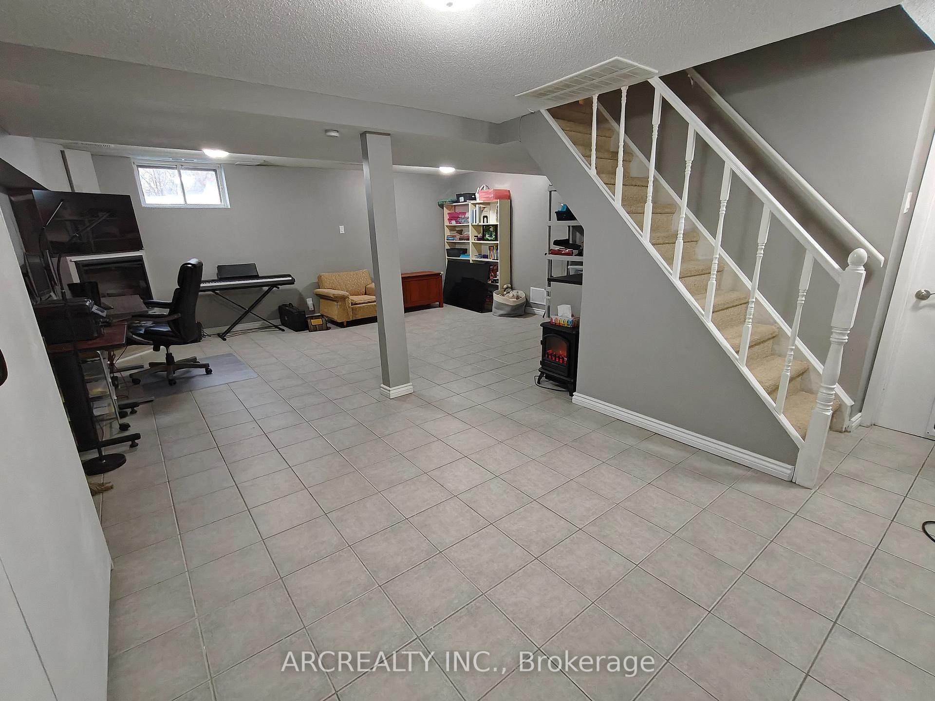 Photo 19 of 8342 Rowan Drive, Ottawa, Metcalfe — HOMEH