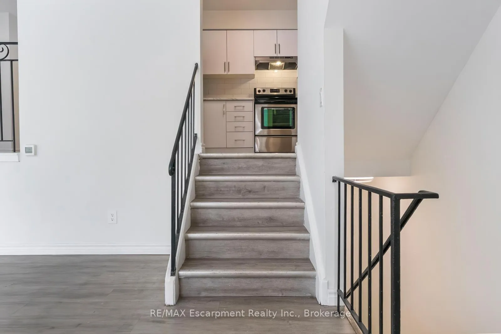 Photo 9 of Unit 512, 270 Montmorency Drive, Hamilton, Red Hill — HOMEH