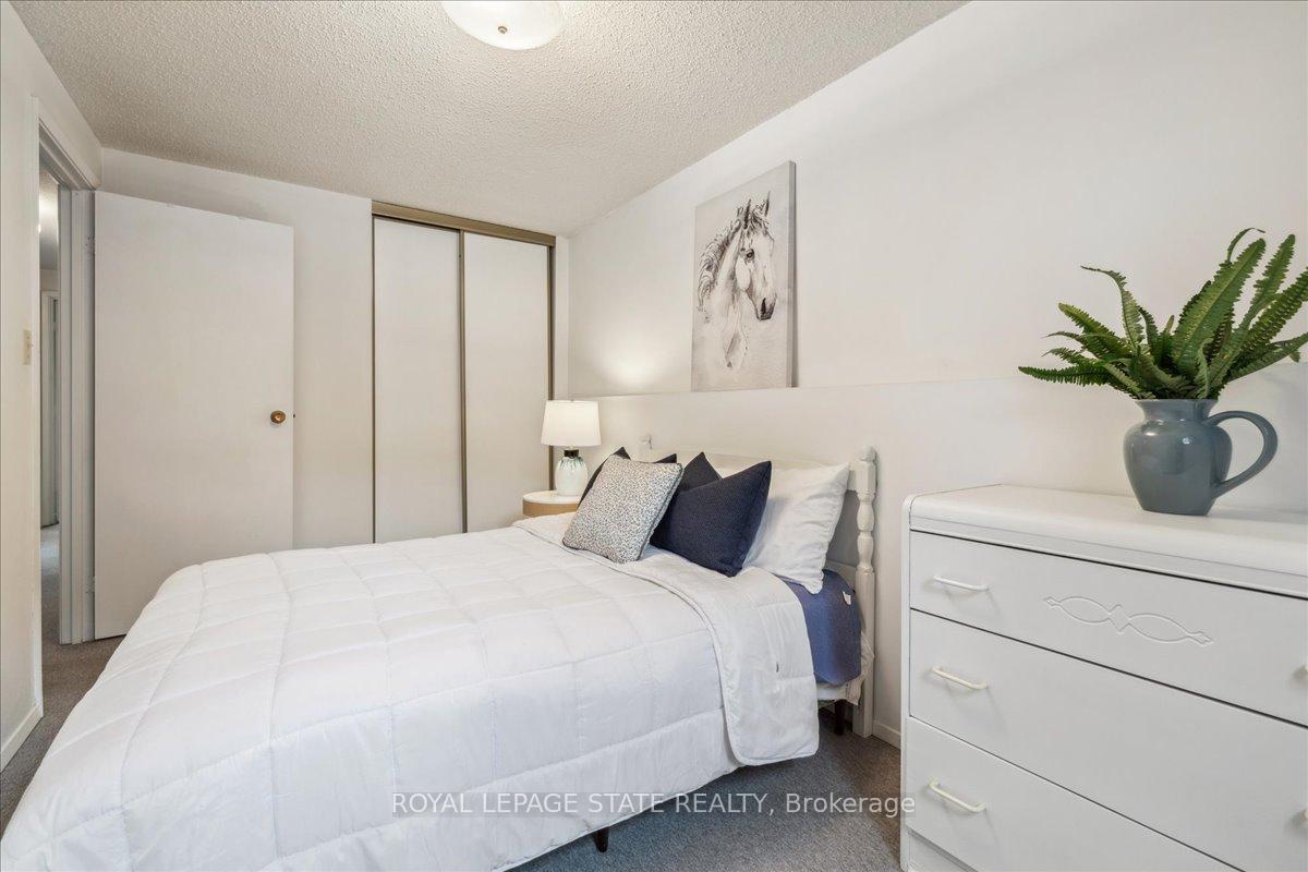Photo 30 of 4 Glengrove Avenue, Grimsby, Grimsby Beach — HOMEH