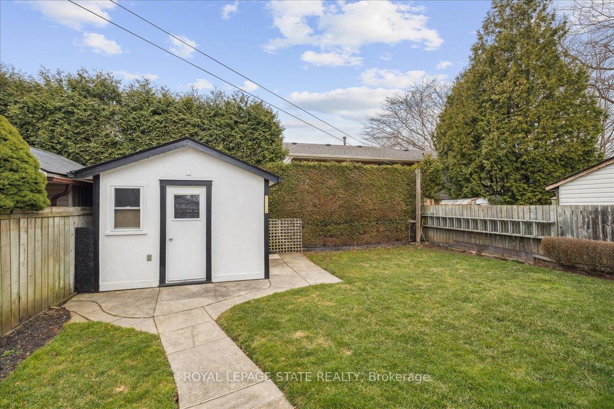 Photo 37 of 4 Glengrove Avenue, Grimsby, Grimsby Beach — HOMEH