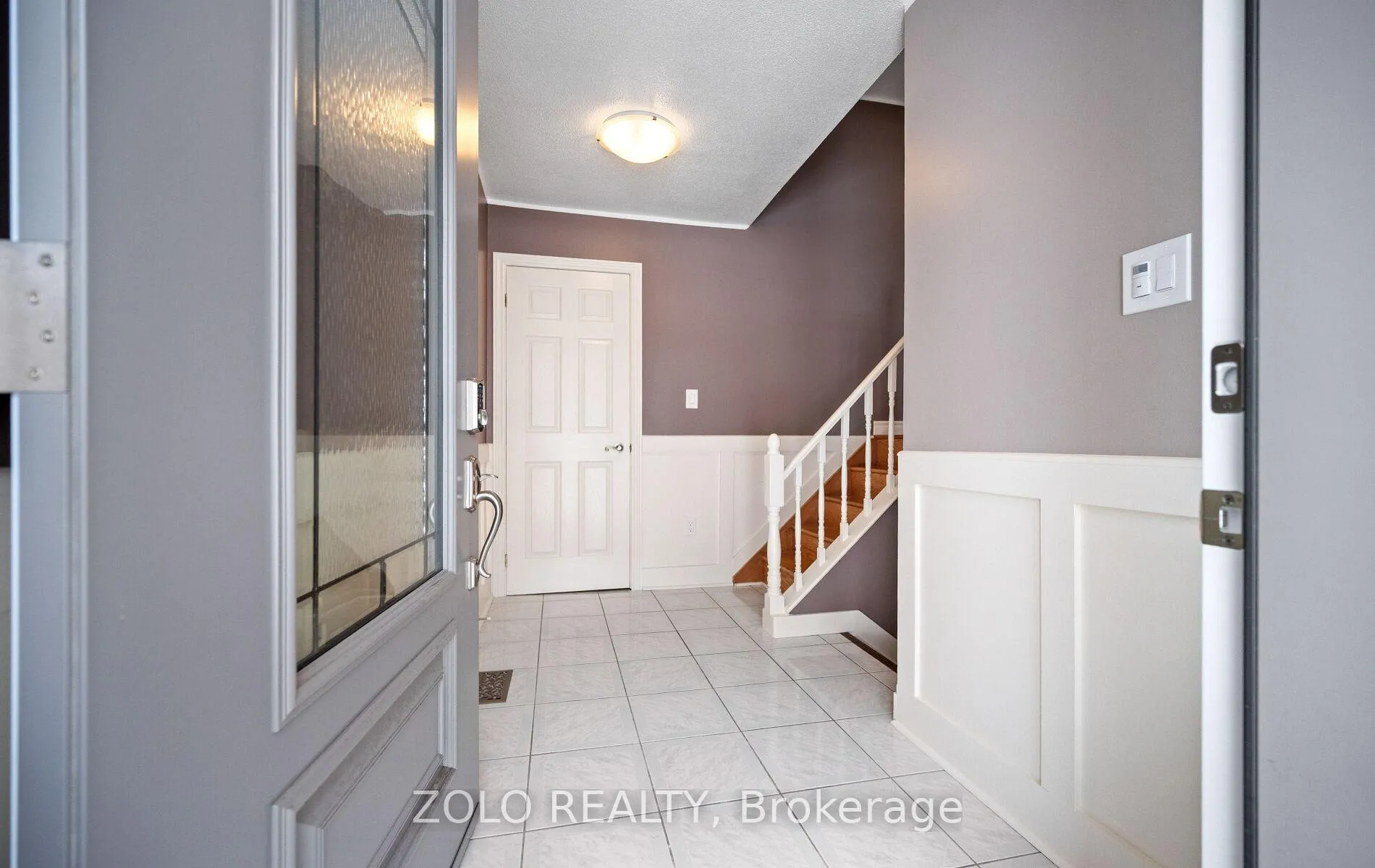 Photo 6 of 199 Wendover Drive, Hamilton, Fessenden — HOMEH