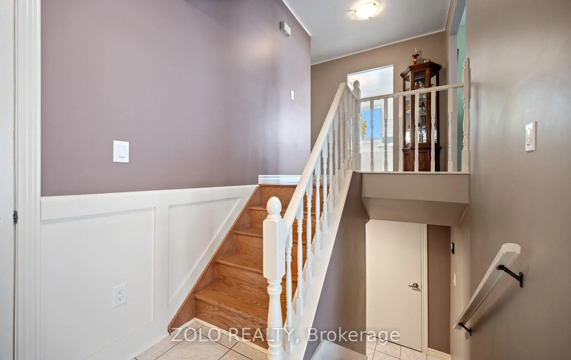 Photo 8 of 199 Wendover Drive, Hamilton, Fessenden — HOMEH