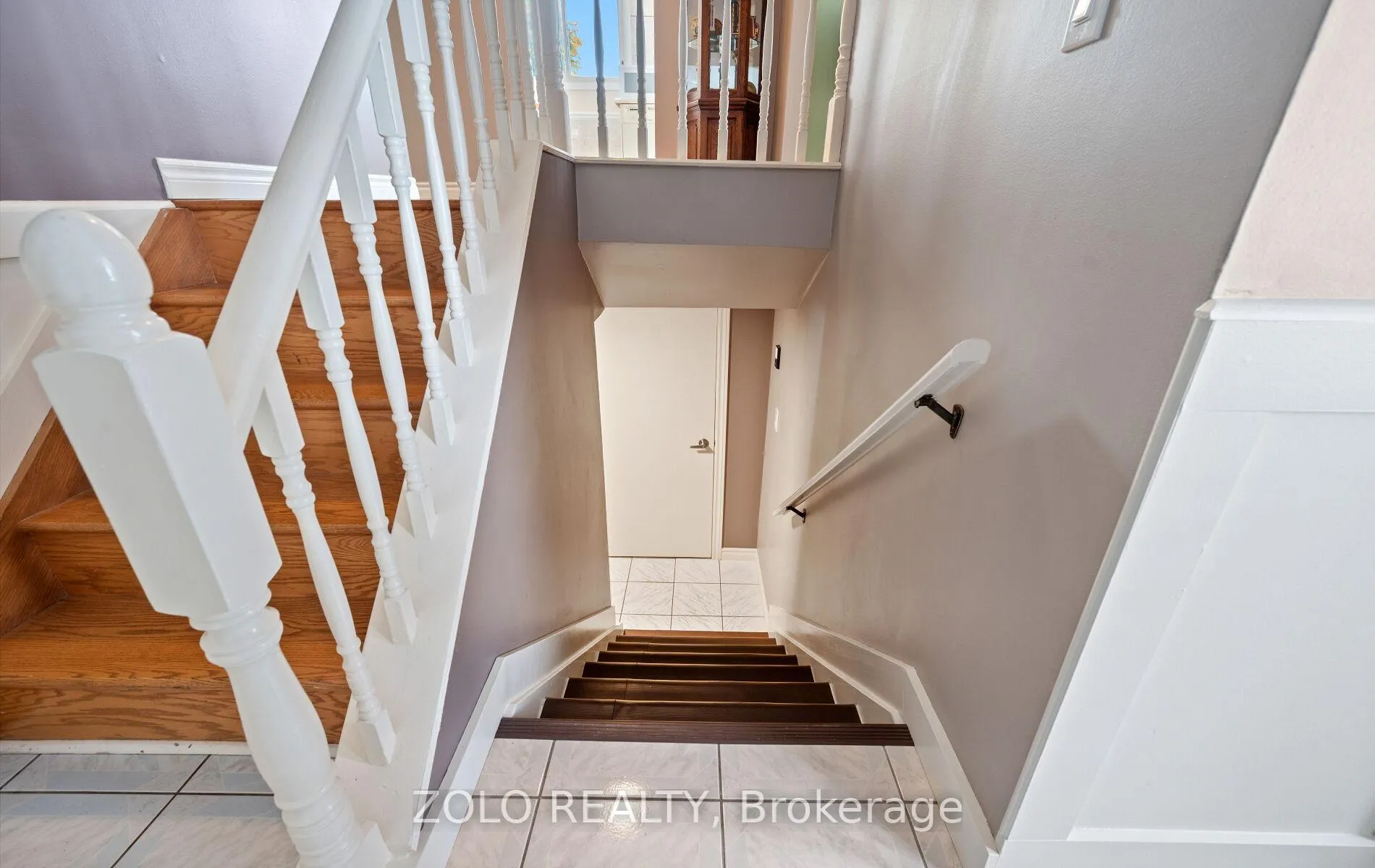 Photo 9 of 199 Wendover Drive, Hamilton, Fessenden — HOMEH
