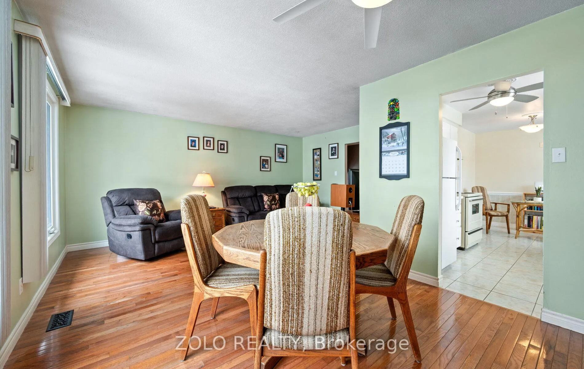 Photo 14 of 199 Wendover Drive, Hamilton, Fessenden — HOMEH