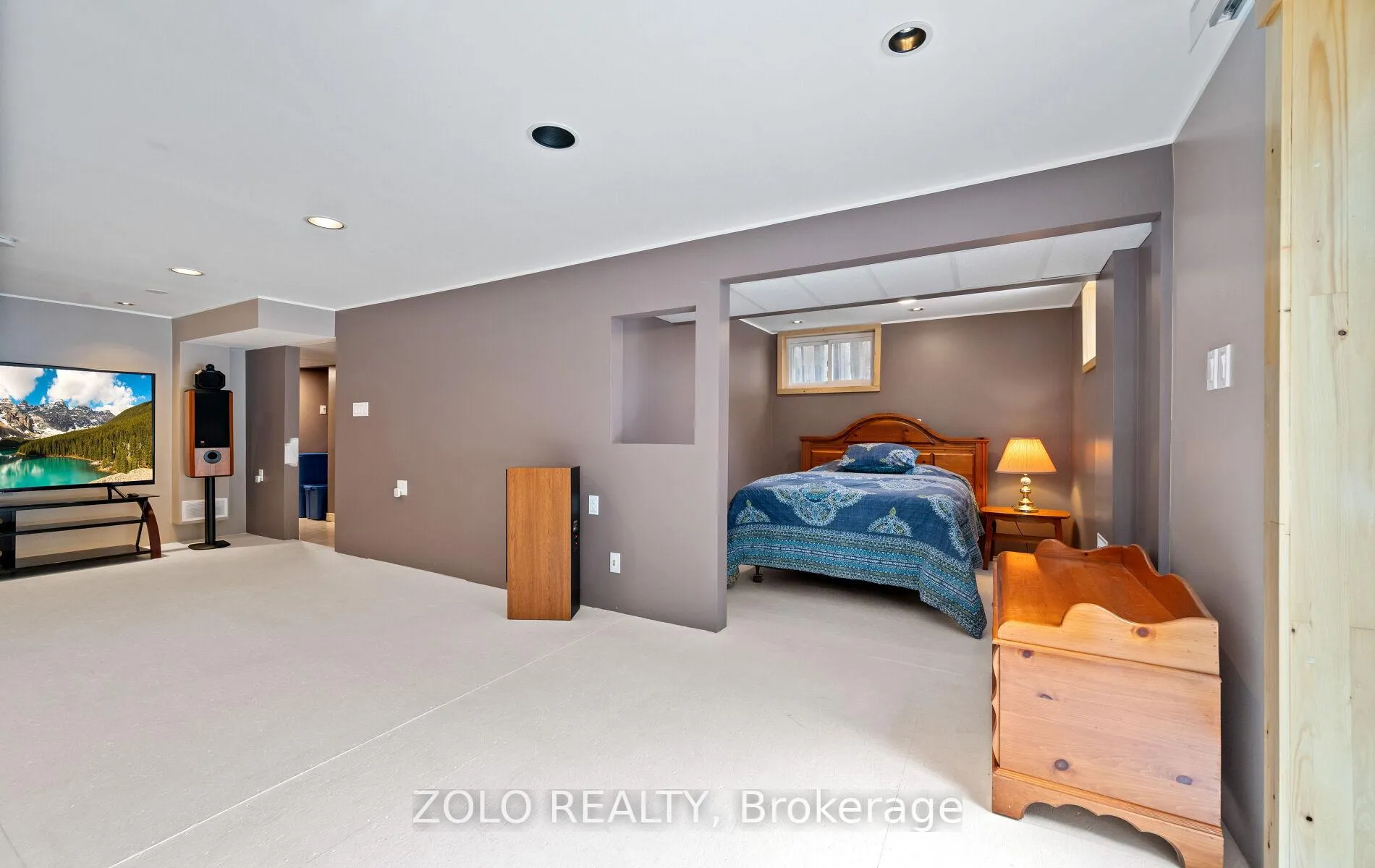 Photo 30 of 199 Wendover Drive, Hamilton, Fessenden — HOMEH