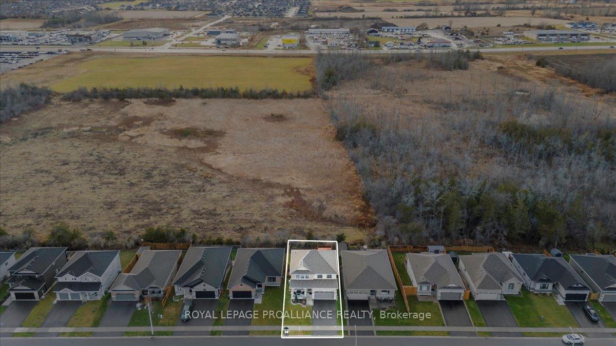 Photo 2 of 60 Redwood Drive, Belleville, Thurlow Ward — HOMEH