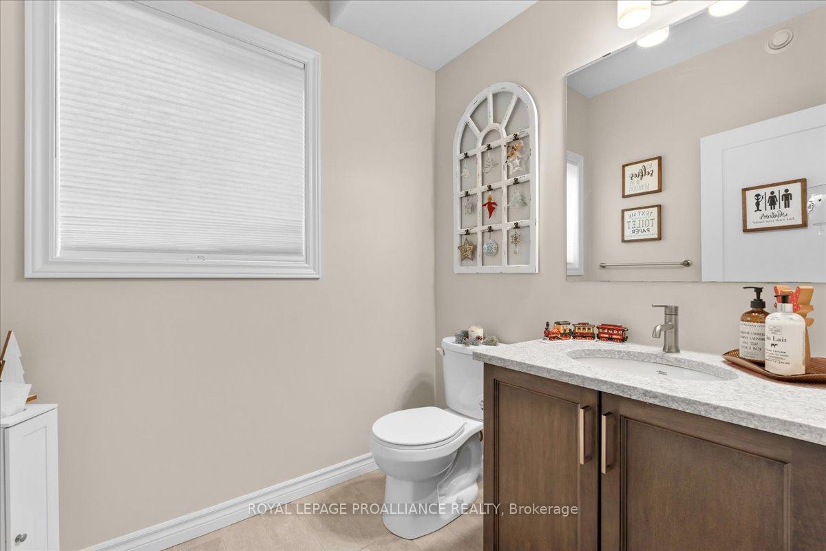 Photo 8 of 60 Redwood Drive, Belleville, Thurlow Ward — HOMEH