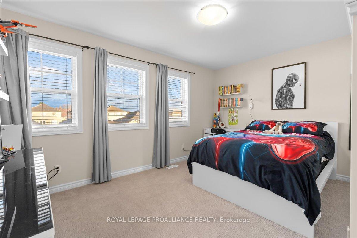Photo 23 of 60 Redwood Drive, Belleville, Thurlow Ward — HOMEH