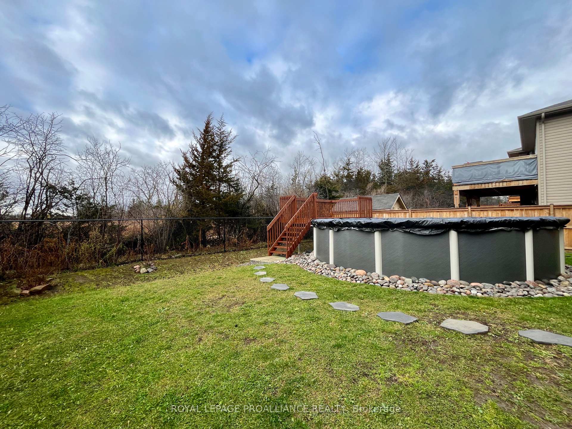 Photo 39 of 60 Redwood Drive, Belleville, Thurlow Ward — HOMEH