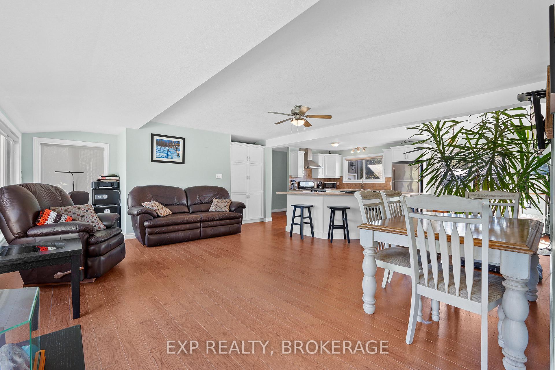 Photo 16 of 5425 Petworth Road, Frontenac, Frontenac South — HOMEH