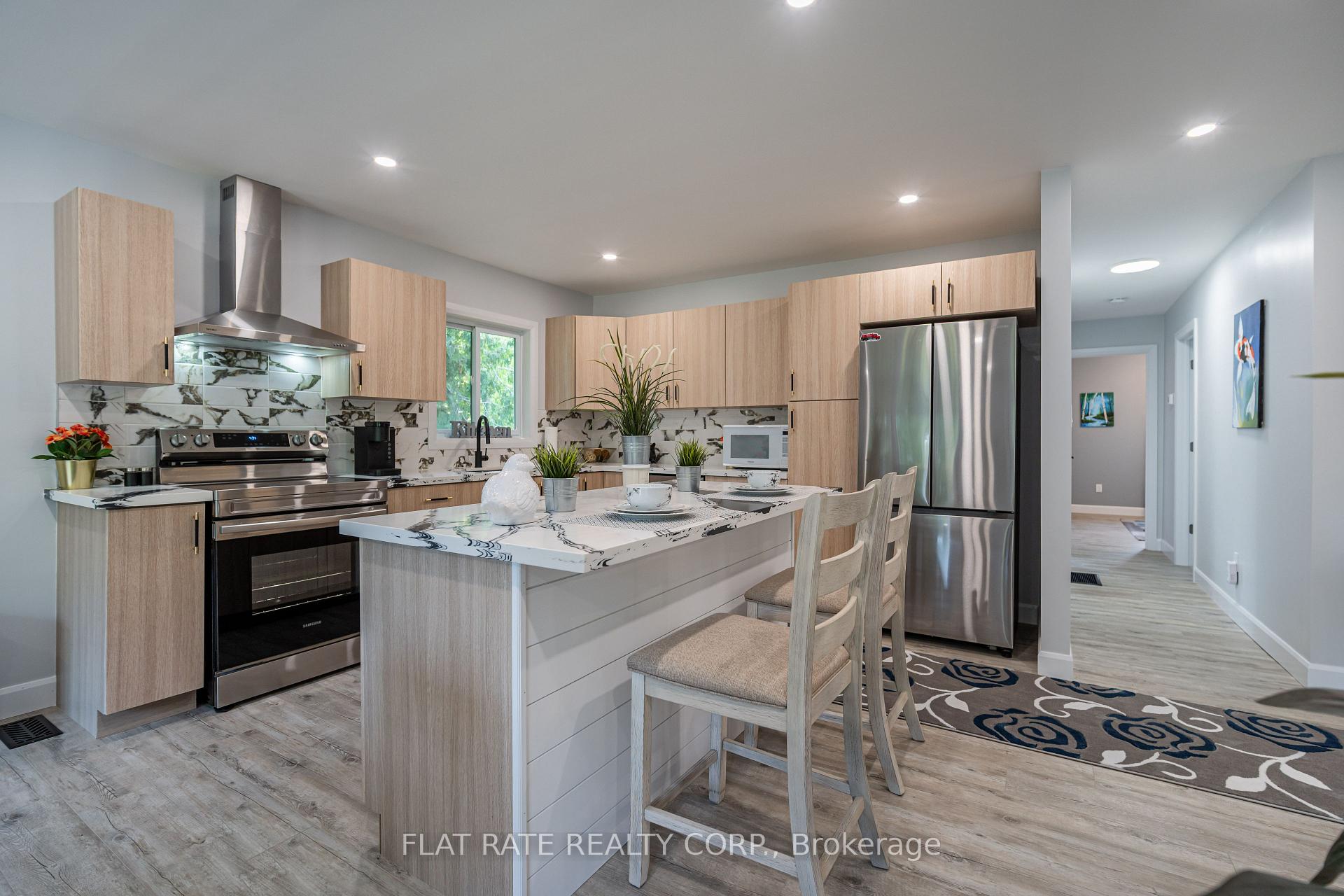 Photo 6 of 400 Douglas Road, Douro-Dummer — HOMEH