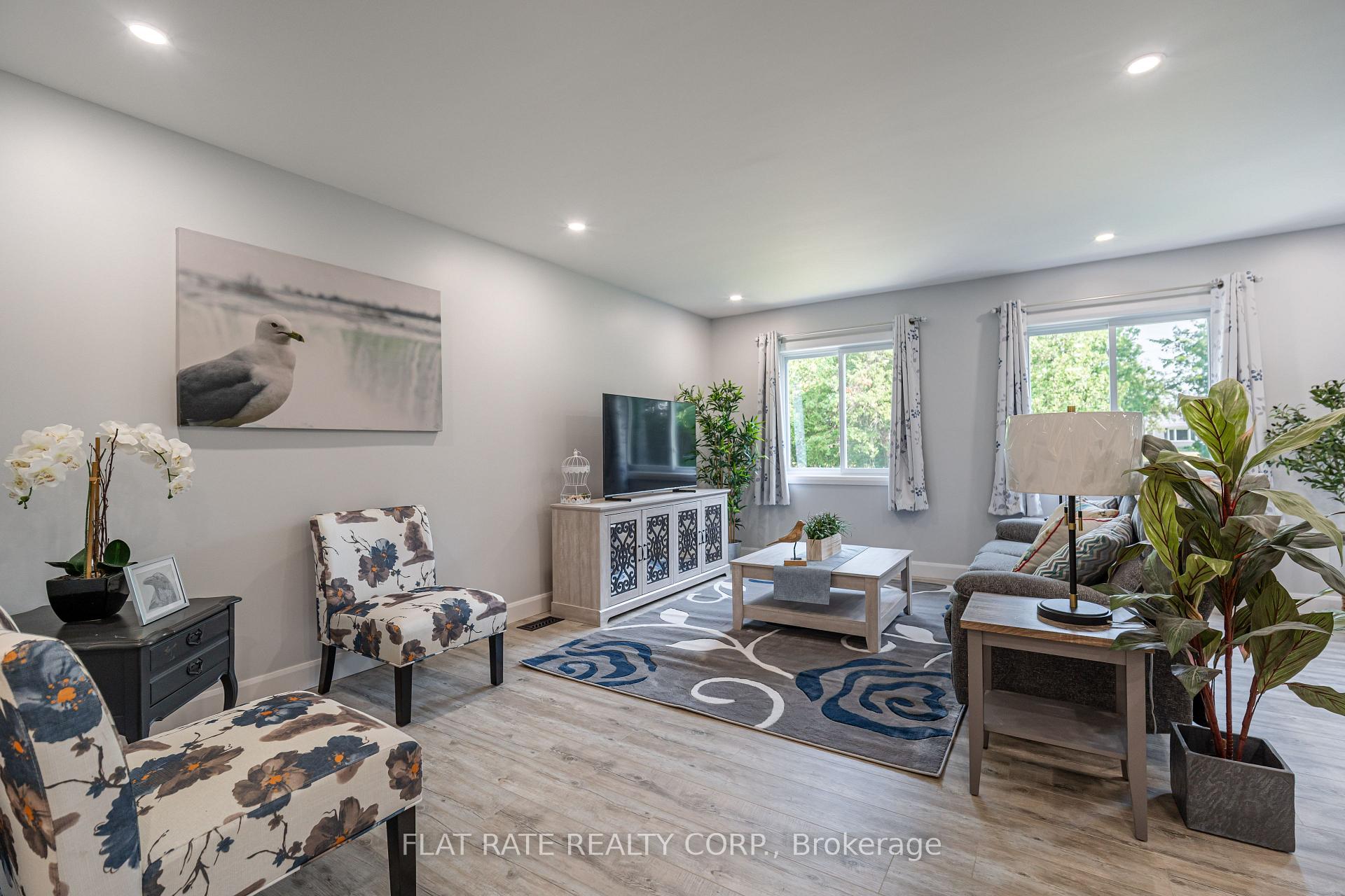 Photo 14 of 400 Douglas Road, Douro-Dummer — HOMEH