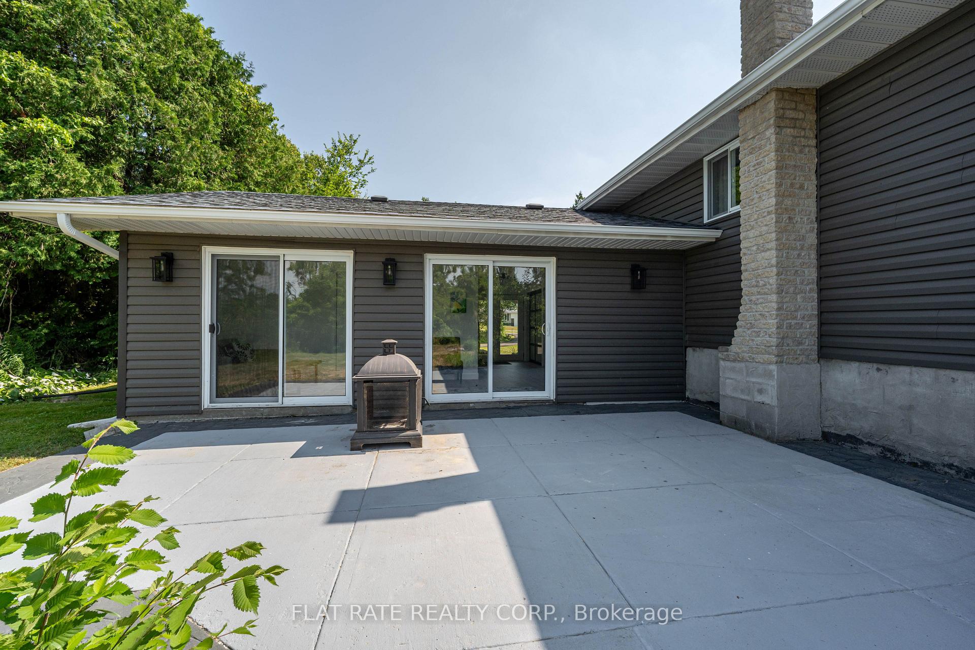 Photo 36 of 400 Douglas Road, Douro-Dummer — HOMEH