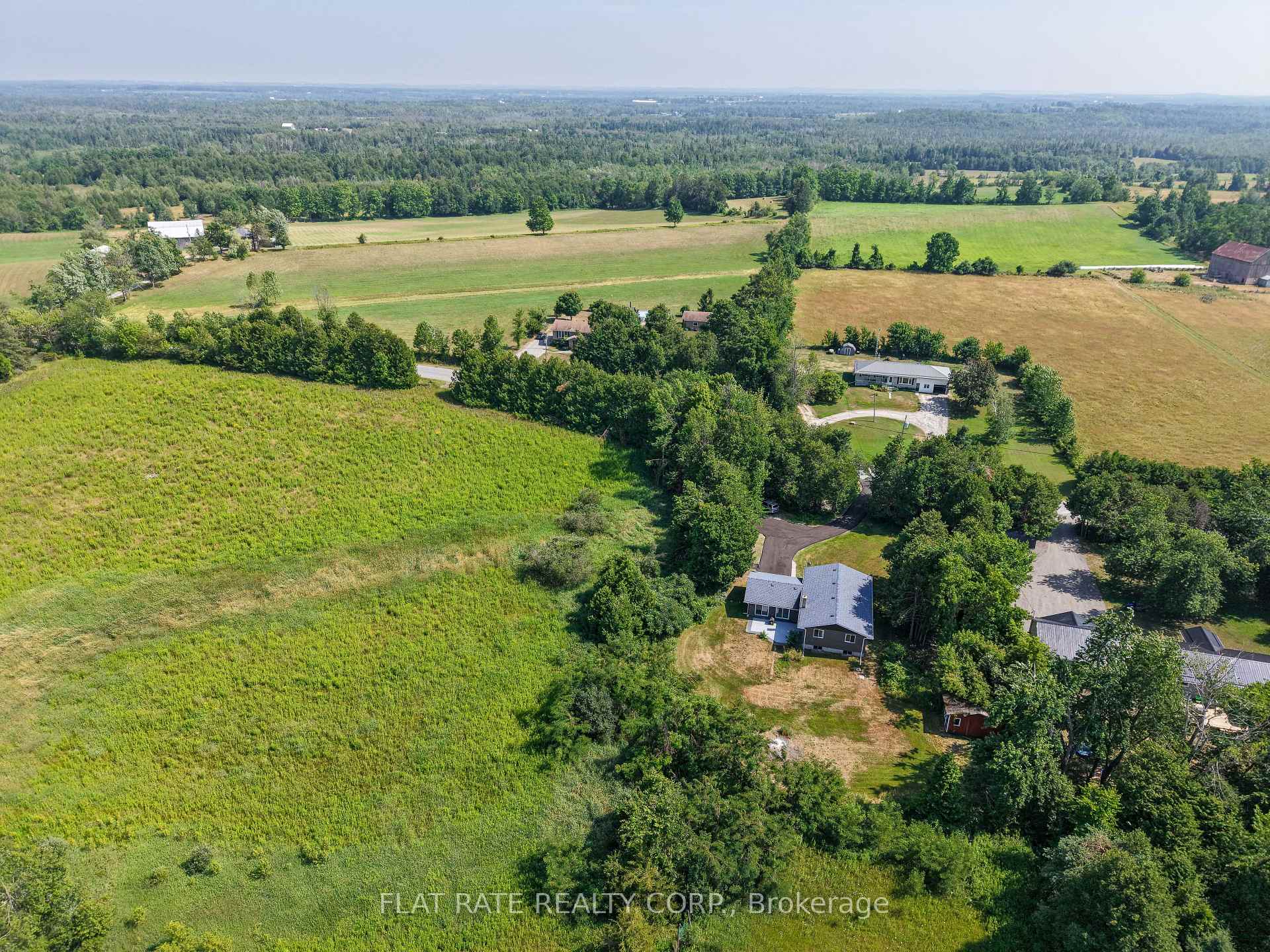 Photo 33 of 400 Douglas Road, Douro-Dummer — HOMEH