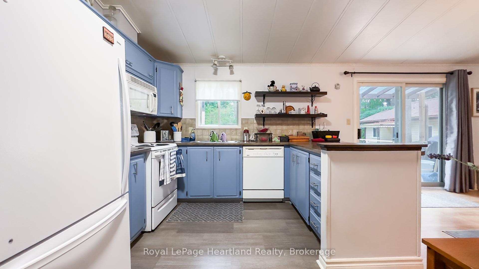Photo 5 of 412 Sugar Maple Drive, Central Huron, Goderich Twp — HOMEH