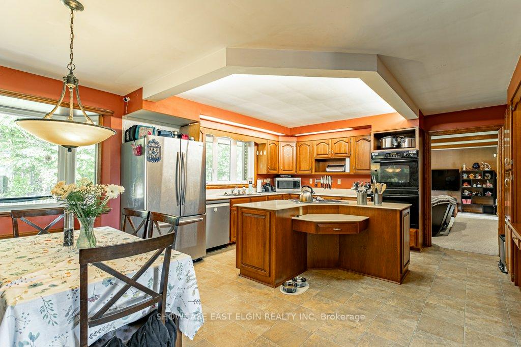 Photo 5 of 8709 Springfield Road, Malahide, Rural Malahide — HOMEH