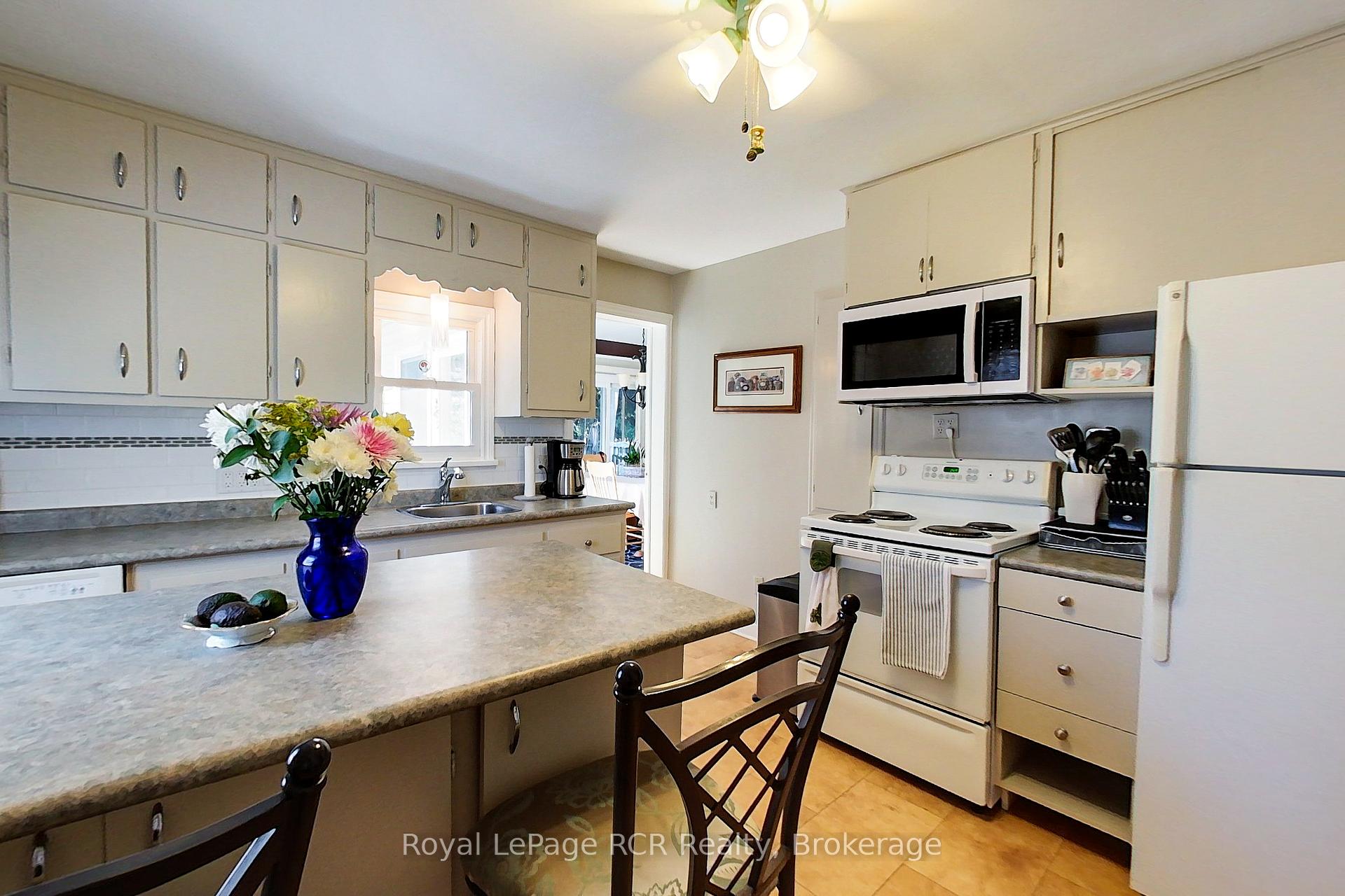 Photo 35 of 326 12th Avenue, Hanover — HOMEH