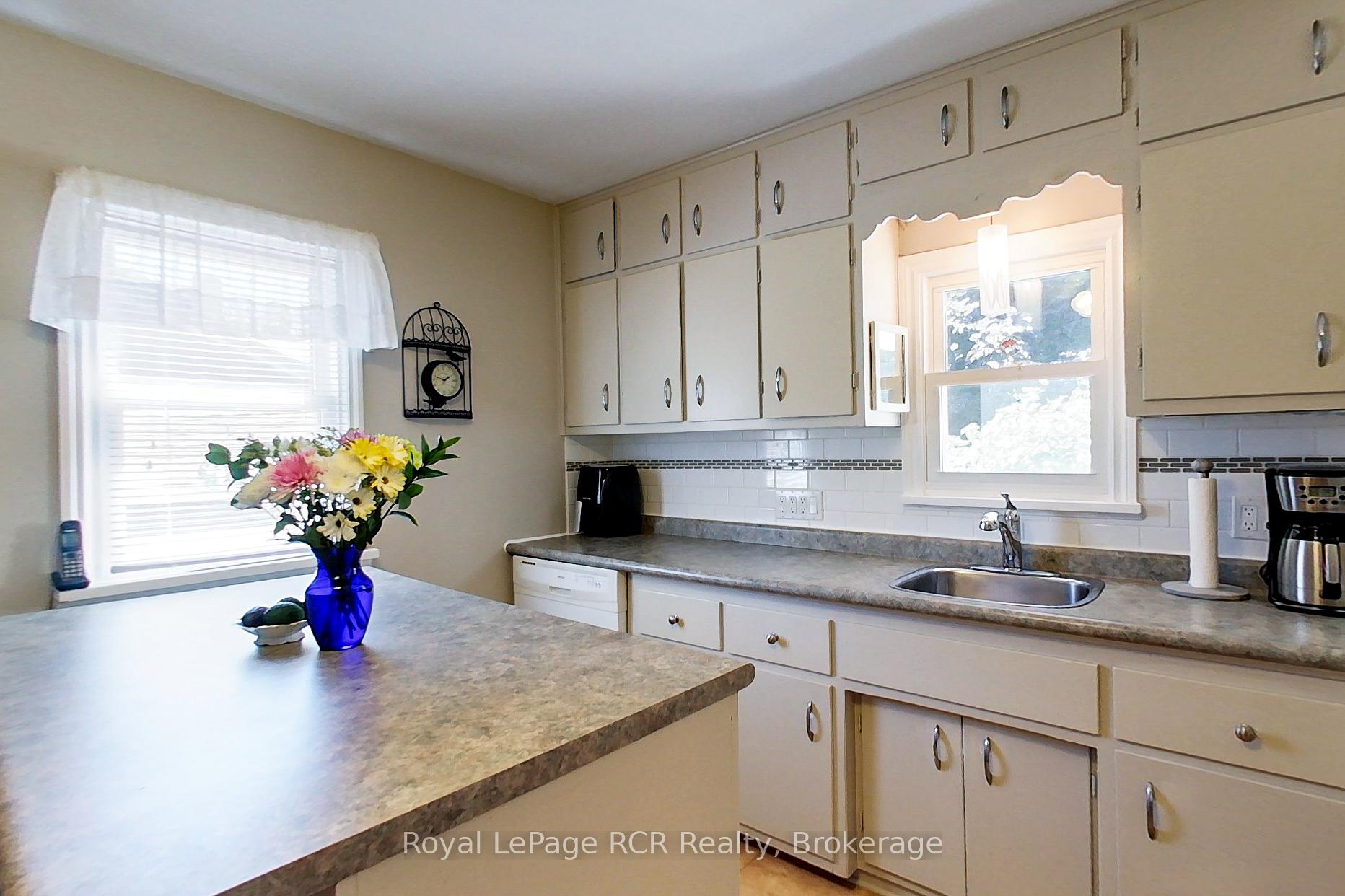 Photo 37 of 326 12th Avenue, Hanover — HOMEH