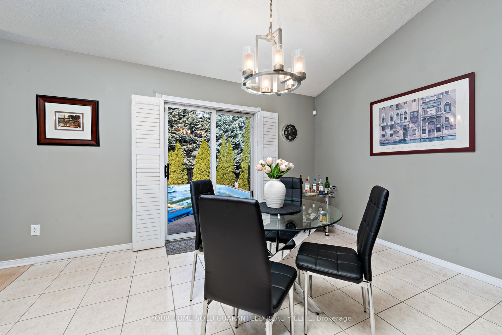 Photo 6 of 12 Aspen Drive, Grimsby, Grimsby West — HOMEH