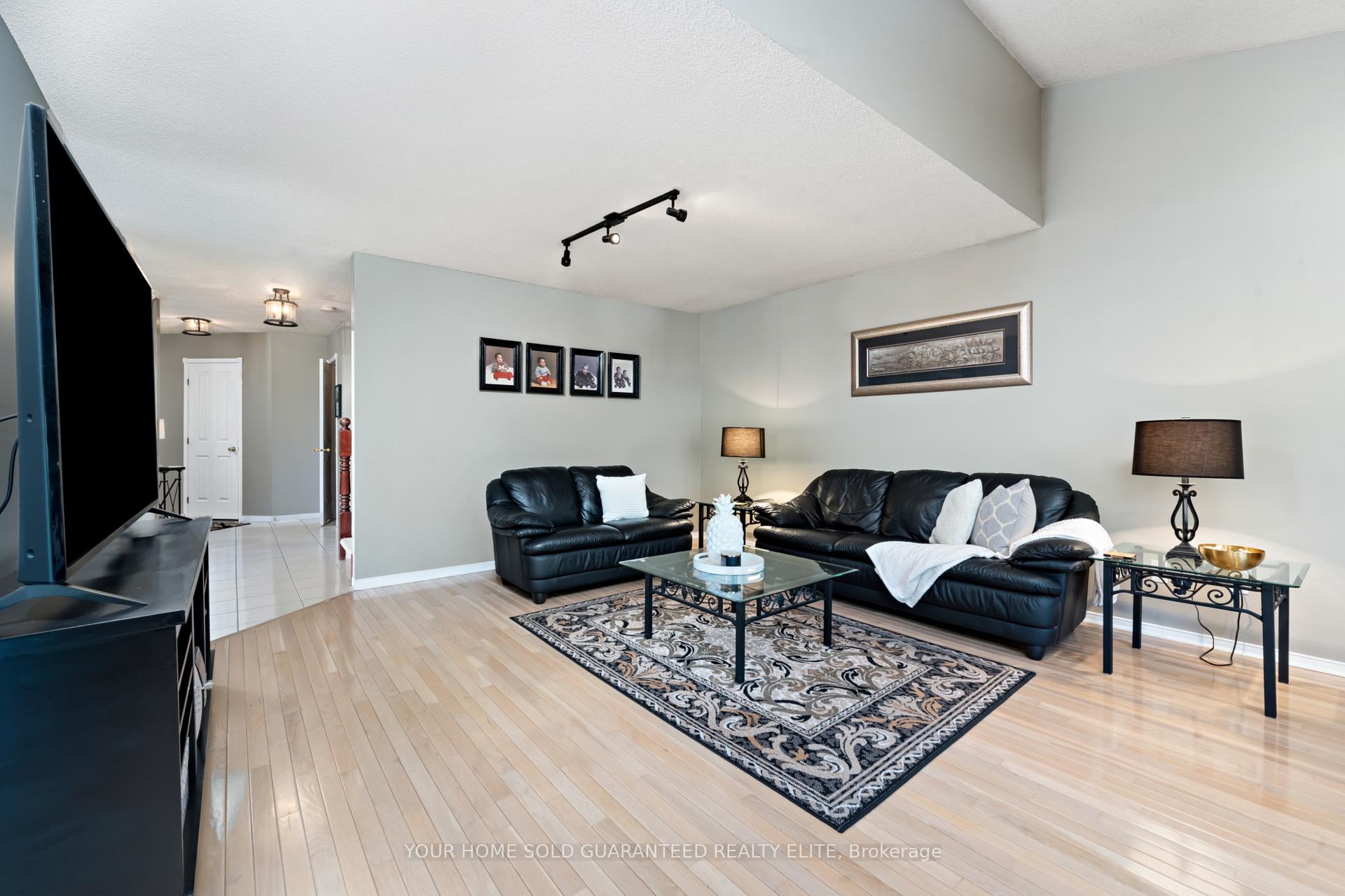 Photo 8 of 12 Aspen Drive, Grimsby, Grimsby West — HOMEH