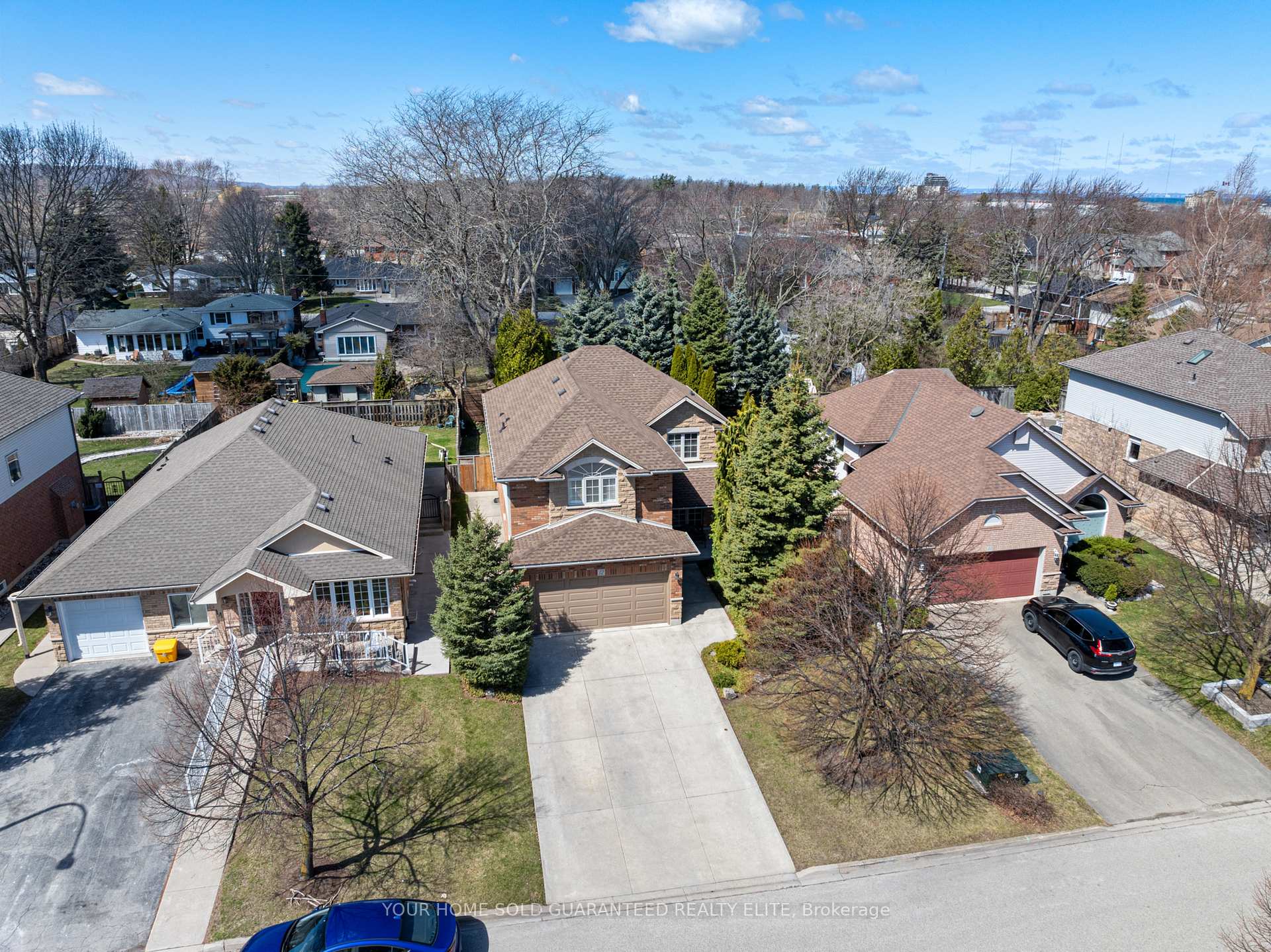 Photo 28 of 12 Aspen Drive, Grimsby, Grimsby West — HOMEH