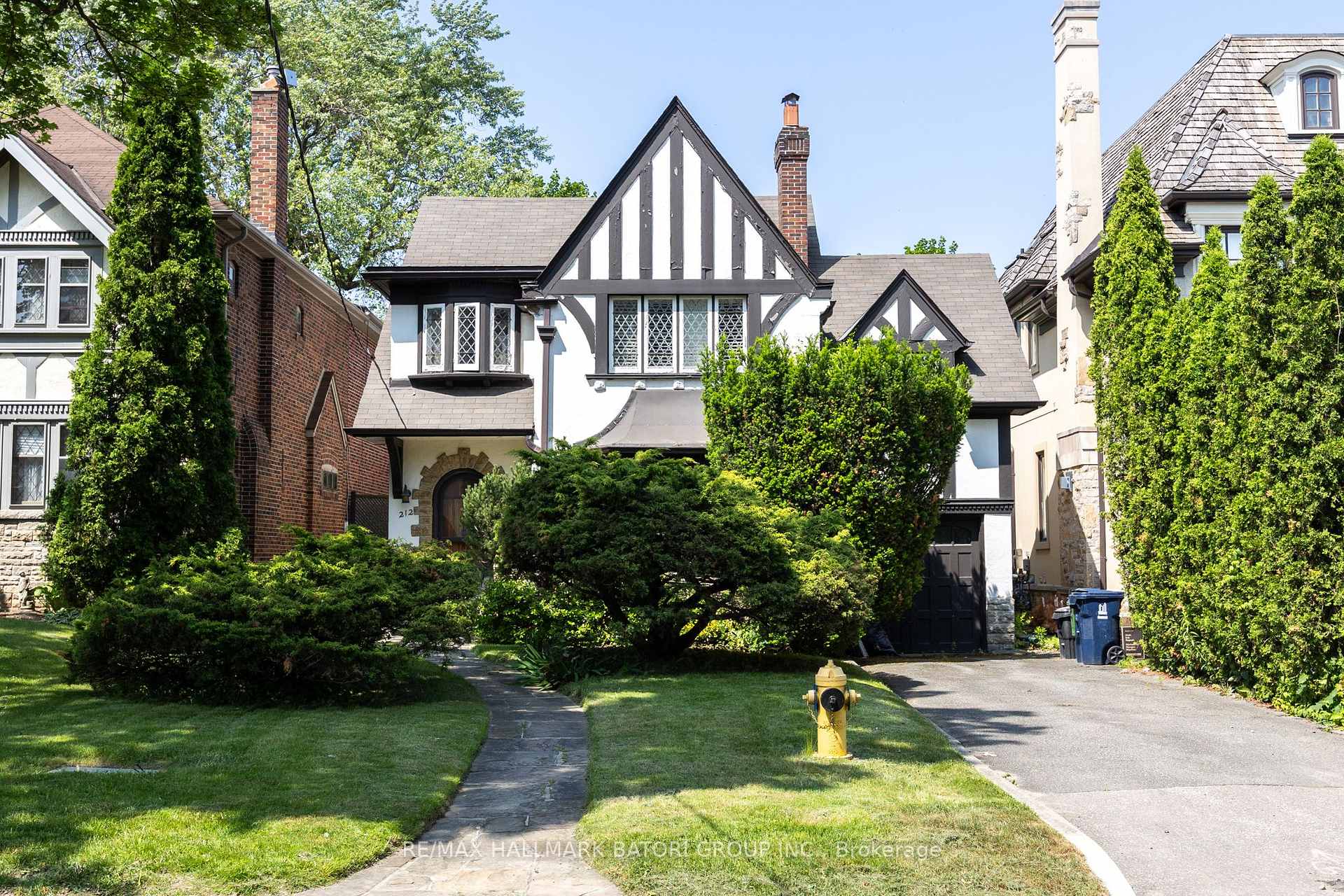 Front of 212 Rosemary Road