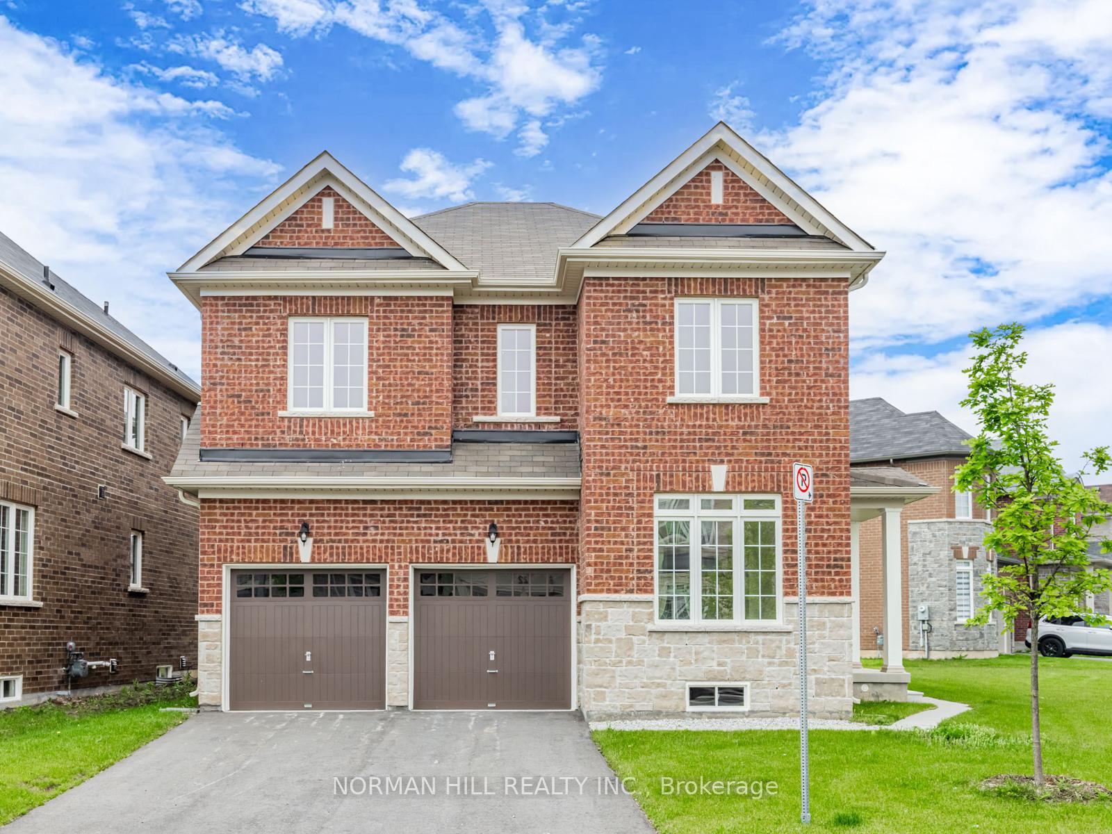 Photo 2 of 15 Unwind Crescent, Brampton, Credit Valley — HOMEH