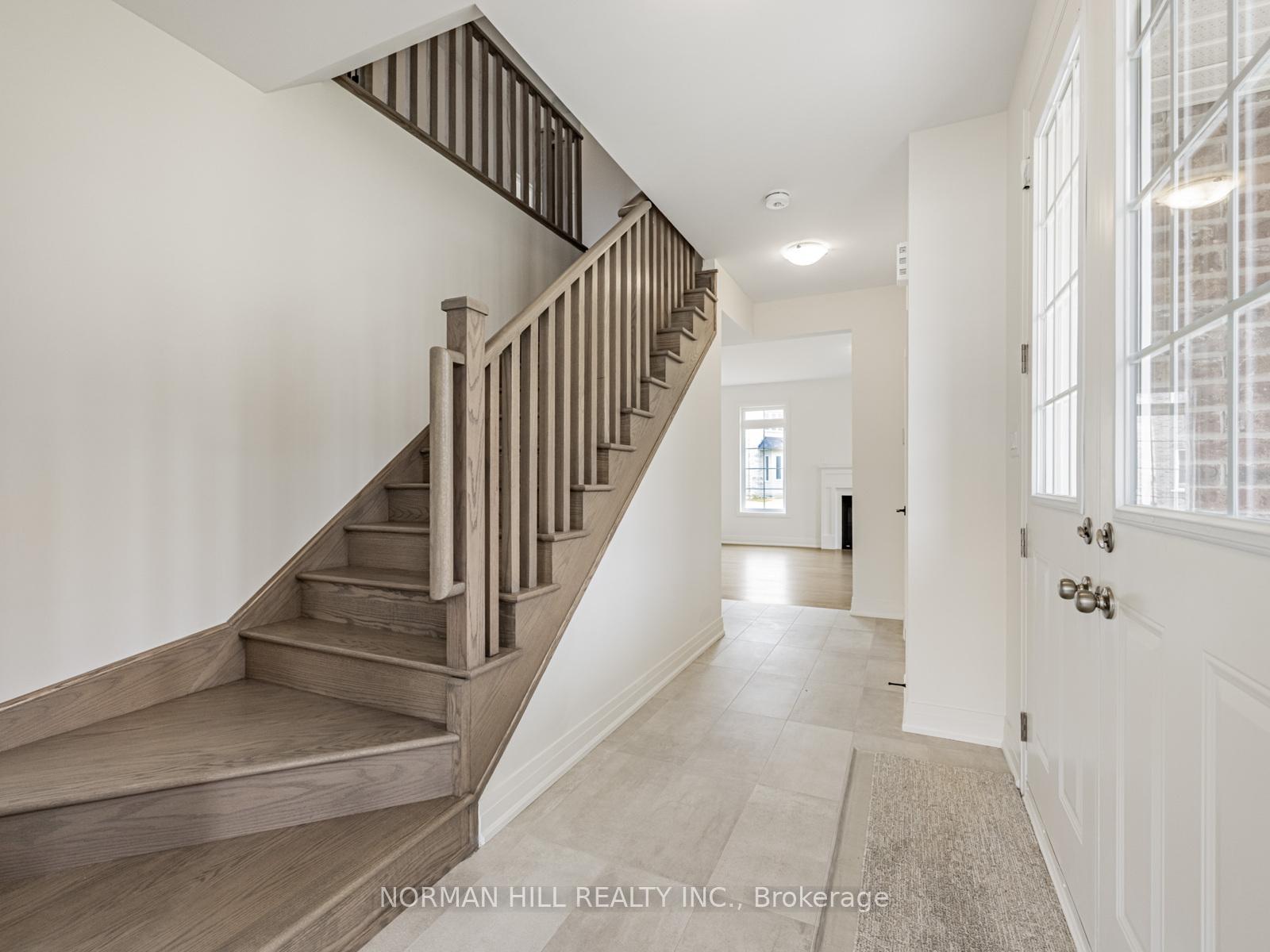 Photo 4 of 15 Unwind Crescent, Brampton, Credit Valley — HOMEH